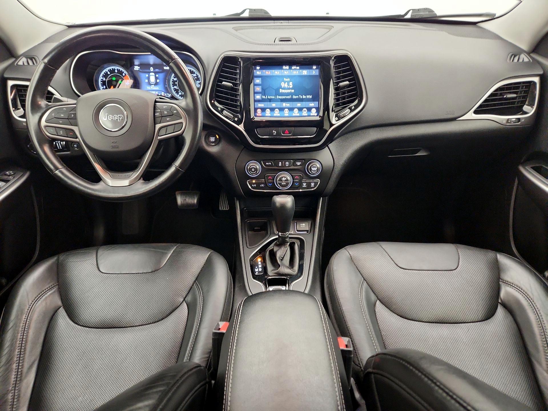 Thumbnail: 2020 Jeep Cherokee - 9