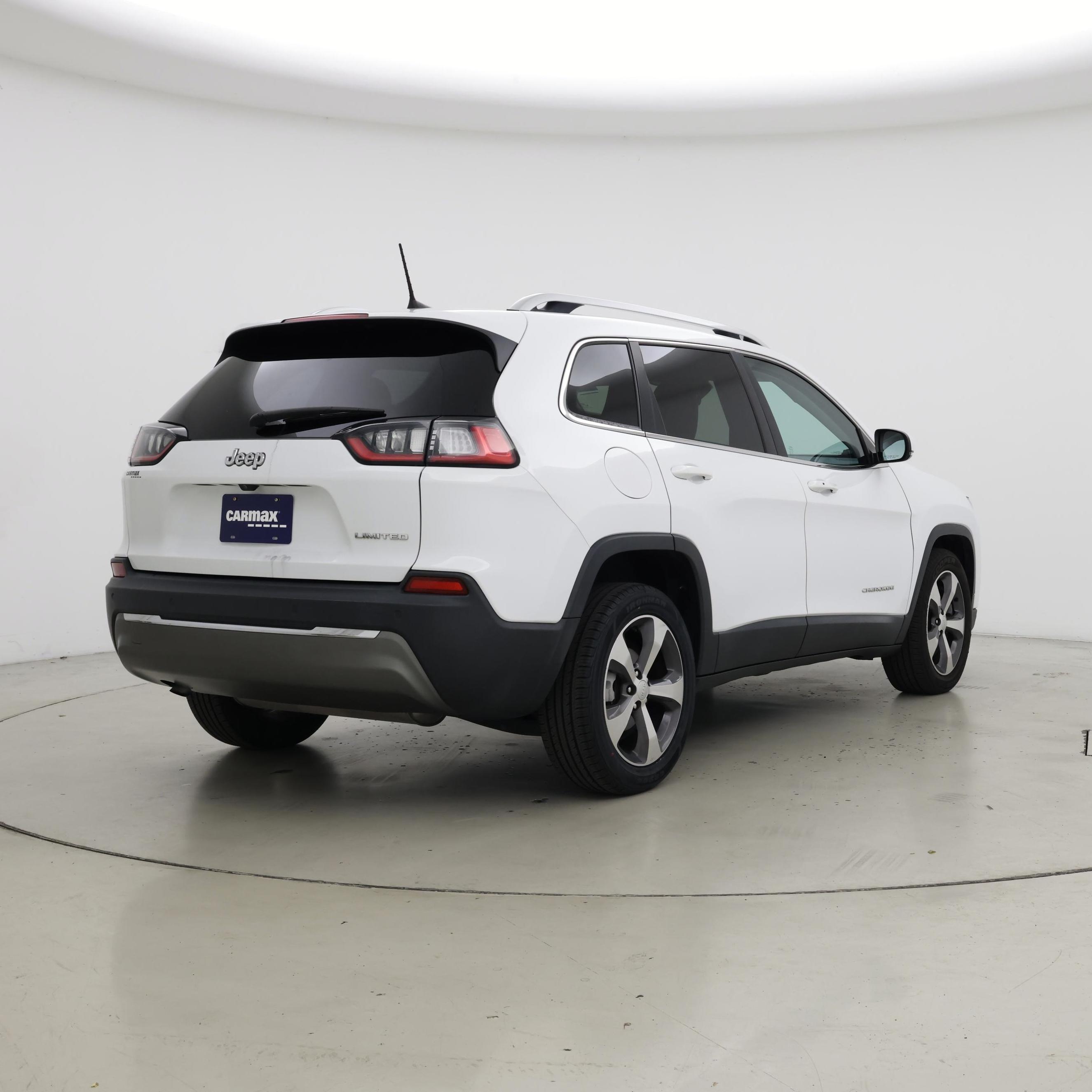 Thumbnail: 2020 Jeep Cherokee - 8