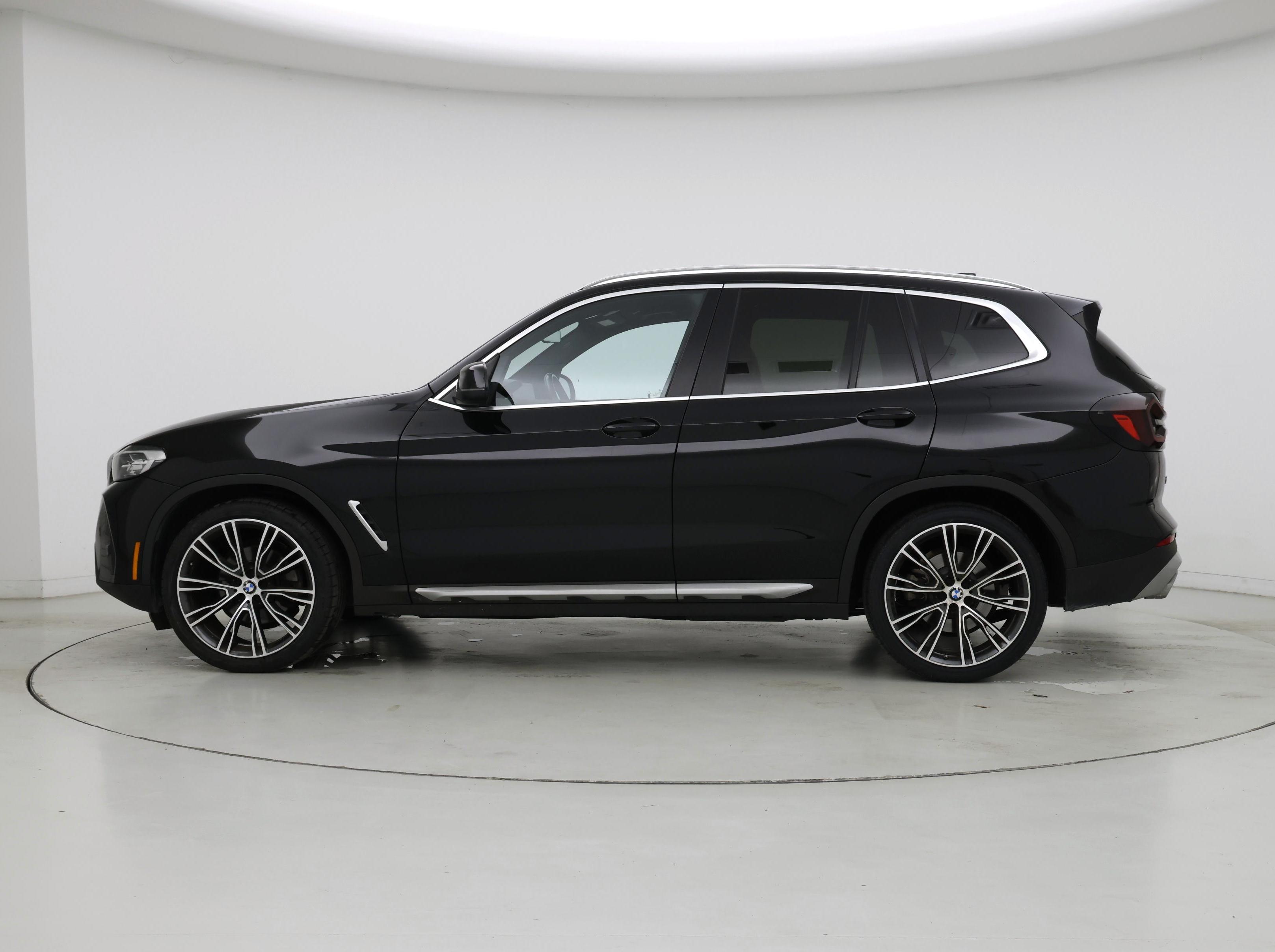 Thumbnail: 2022 BMW X3 - 3