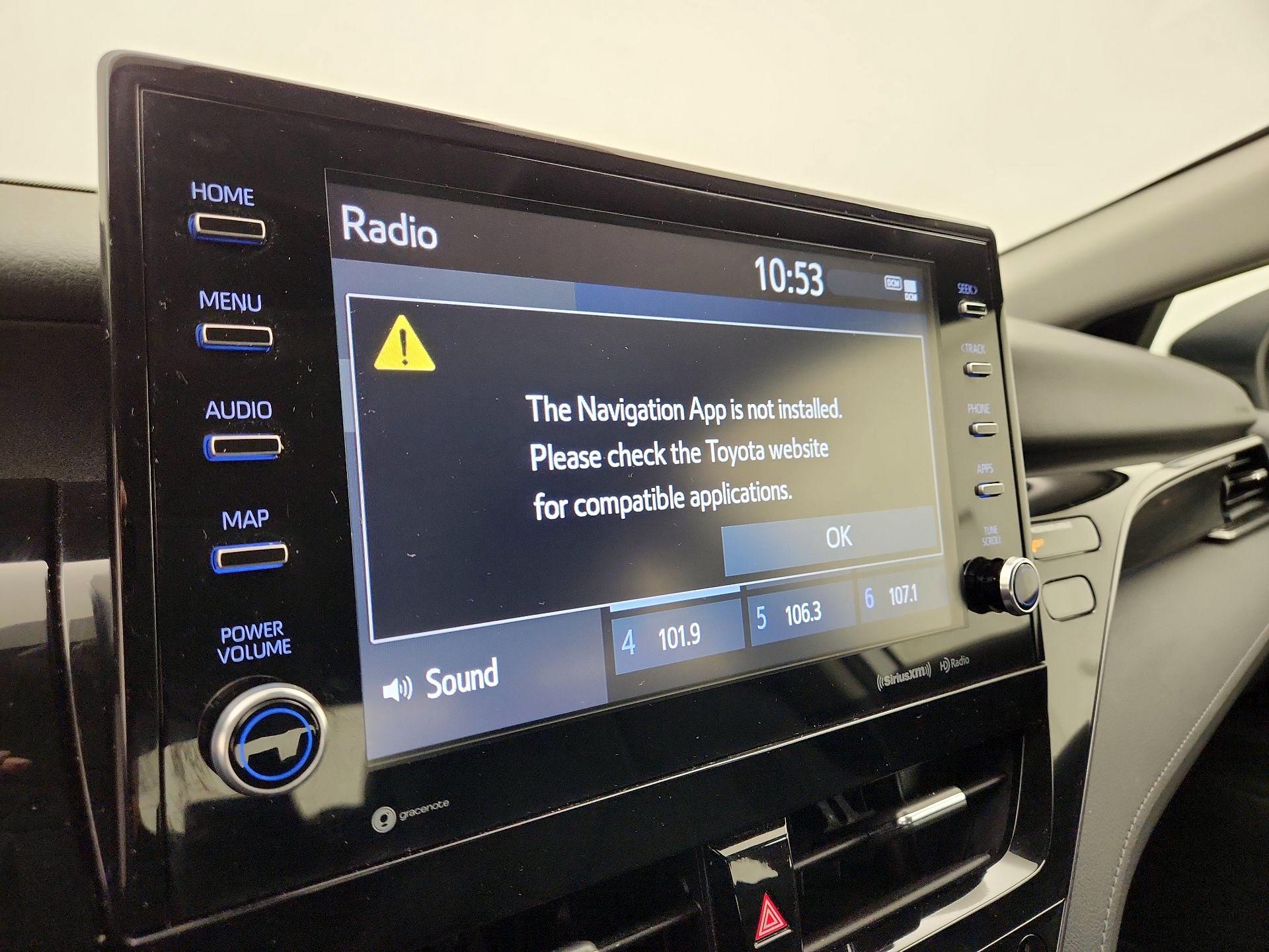 Thumbnail: 2022 Toyota Camry - 14