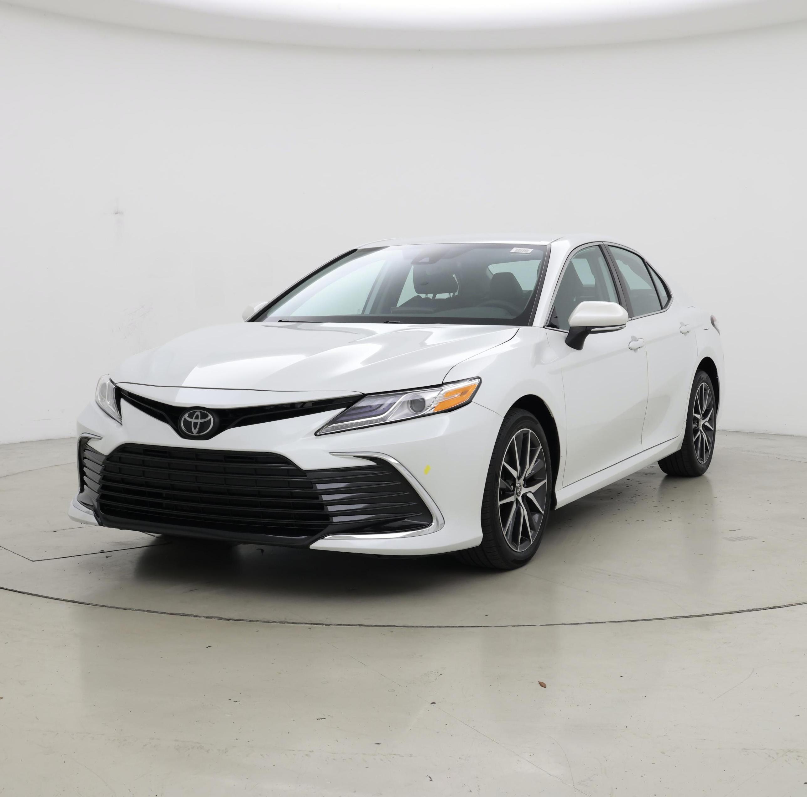 Thumbnail: 2022 Toyota Camry - 4