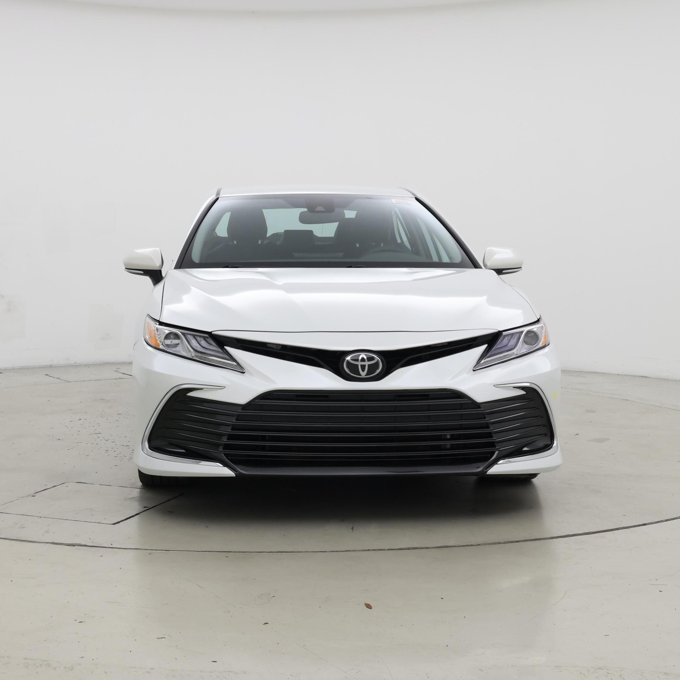 Thumbnail: 2022 Toyota Camry - 5