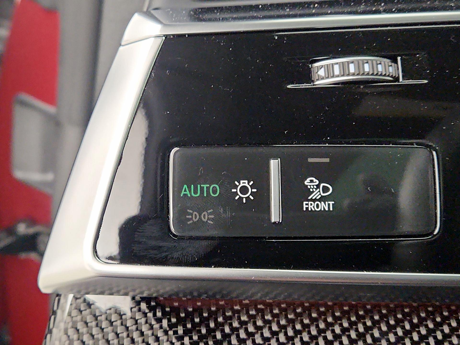 Thumbnail: 2023 Audi SQ8 - 13