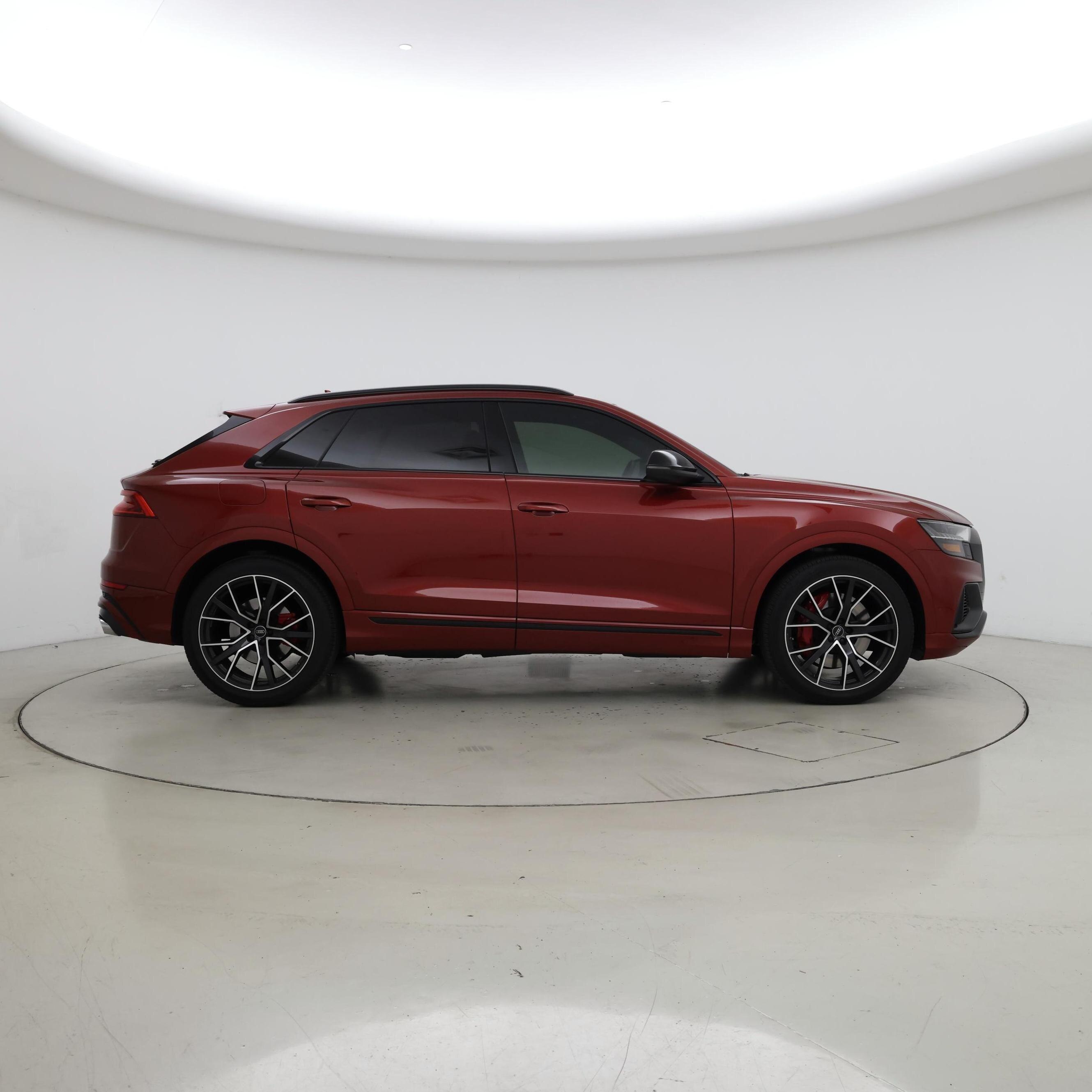 Thumbnail: 2023 Audi SQ8 - 7