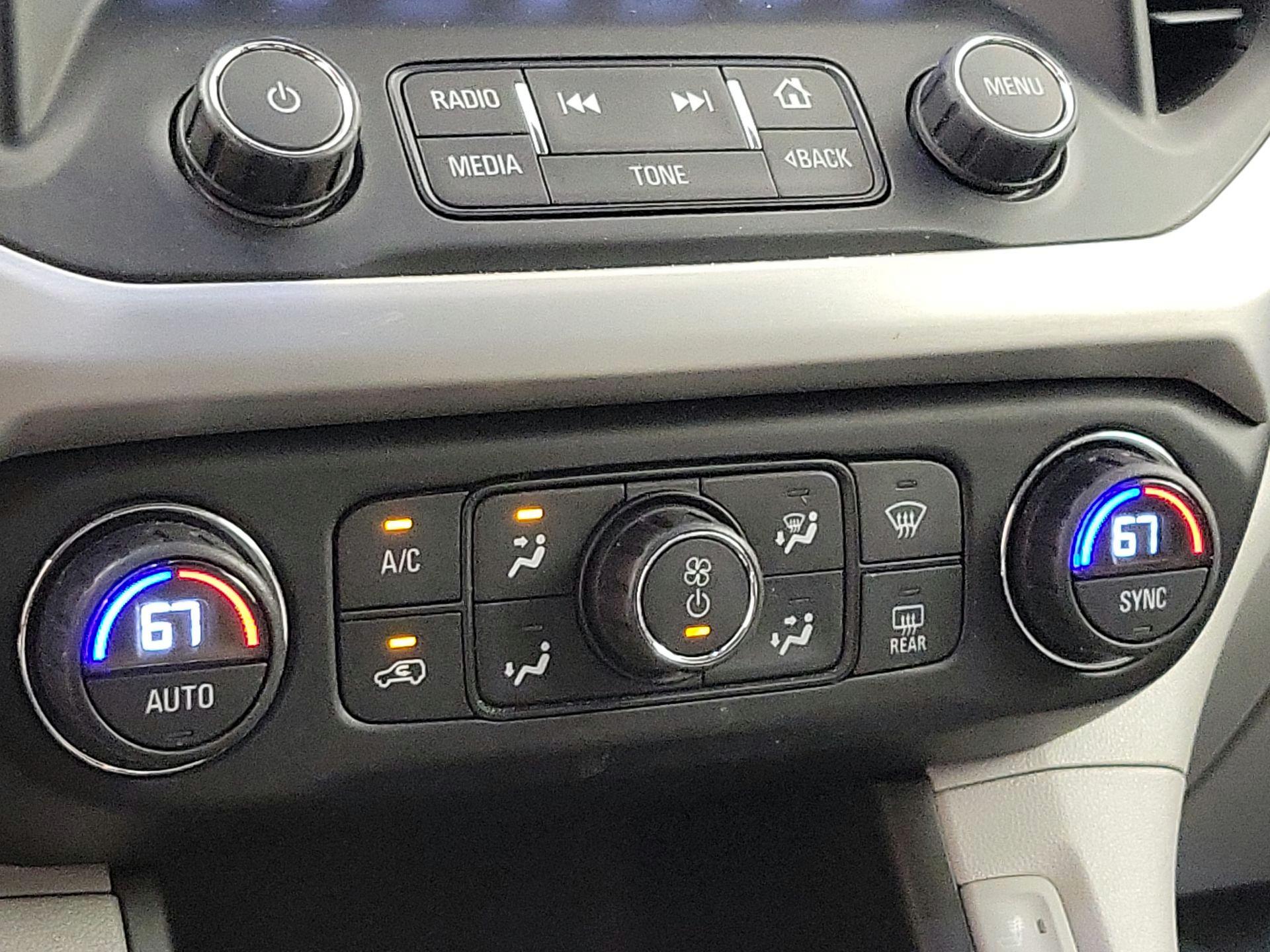 Thumbnail: 2017 GMC Acadia - 16