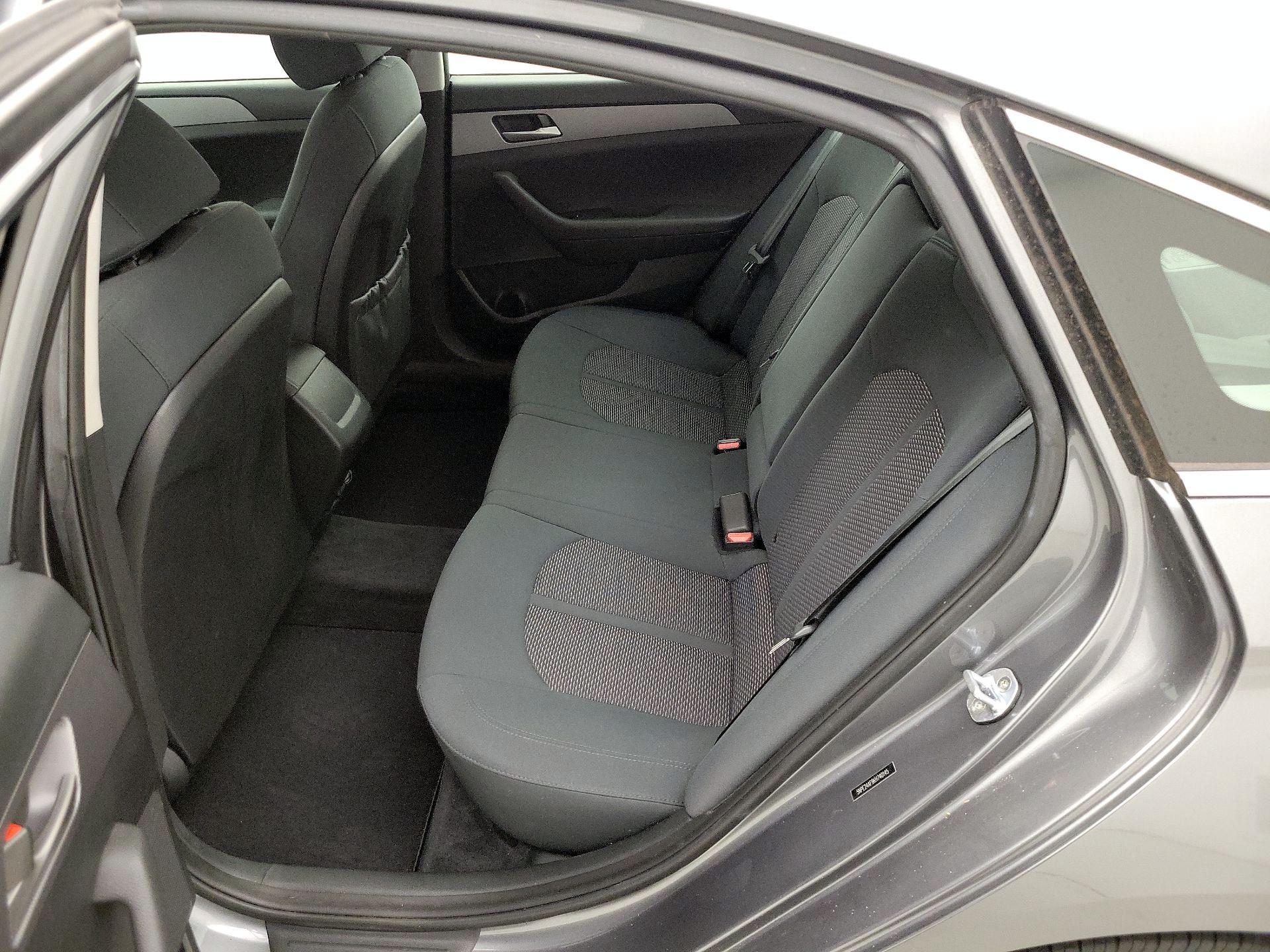 Thumbnail: 2019 Hyundai Sonata - 19