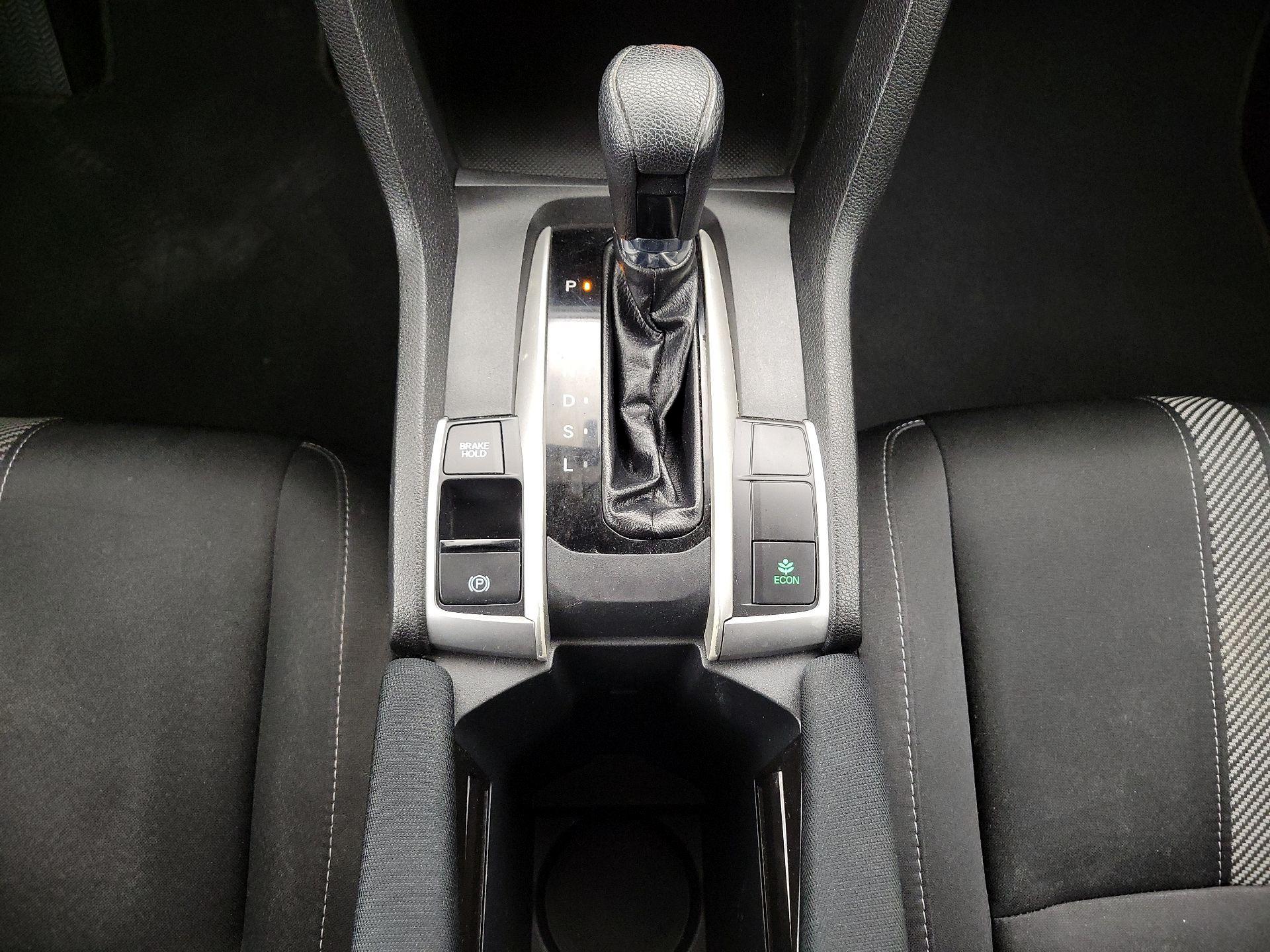 Thumbnail: 2016 Honda Civic - 17