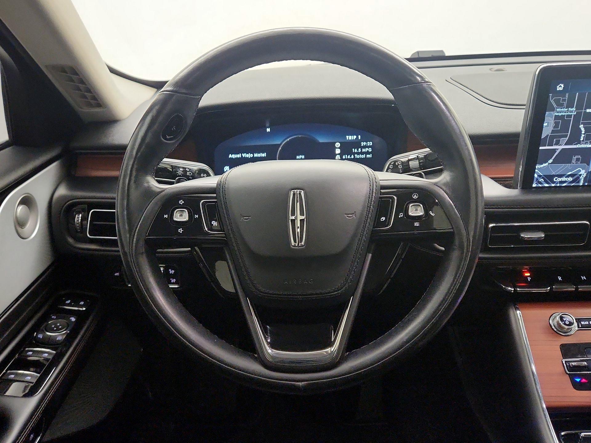 Thumbnail: 2021 Lincoln Aviator - 10