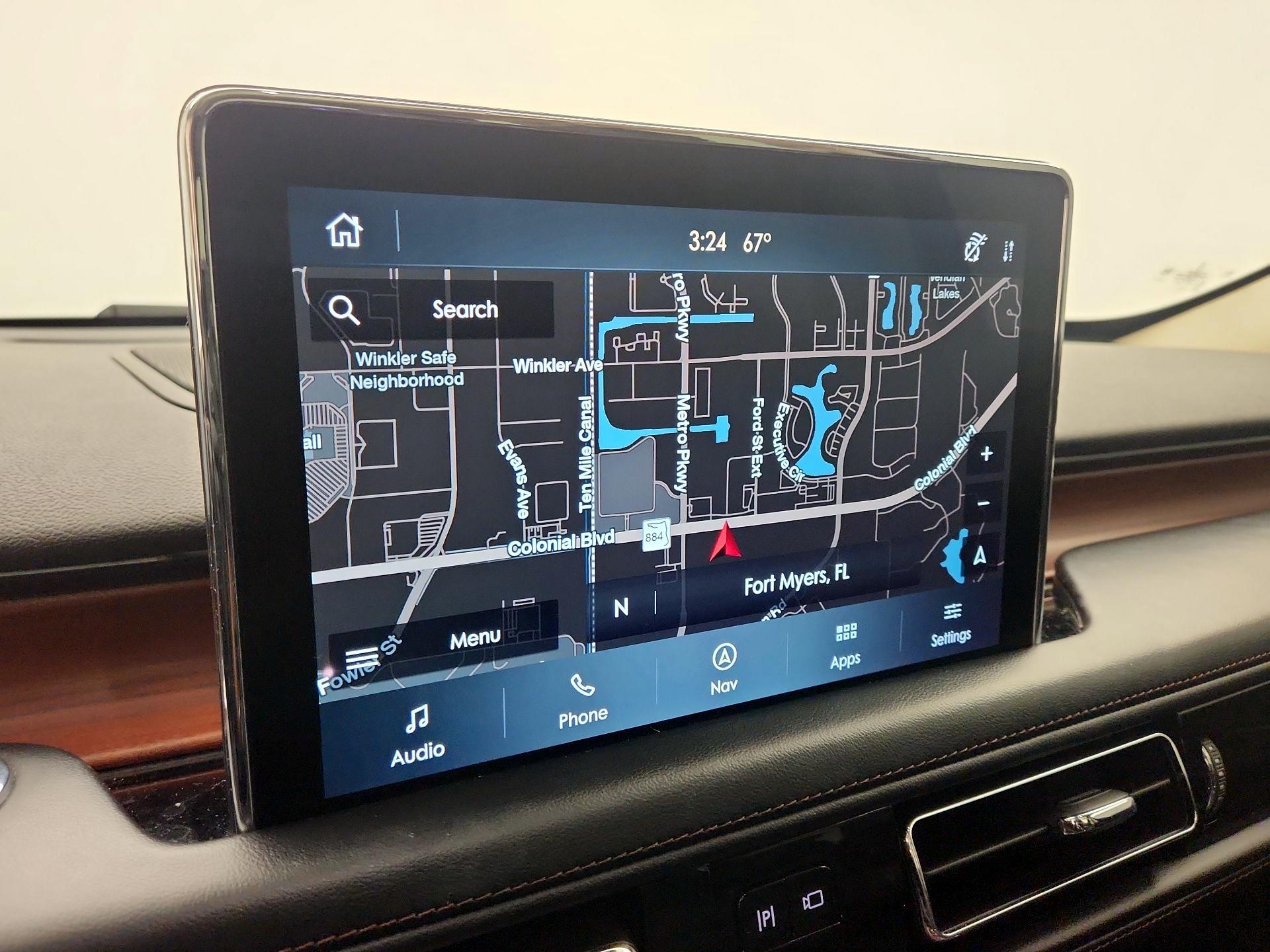 Thumbnail: 2021 Lincoln Aviator - 14