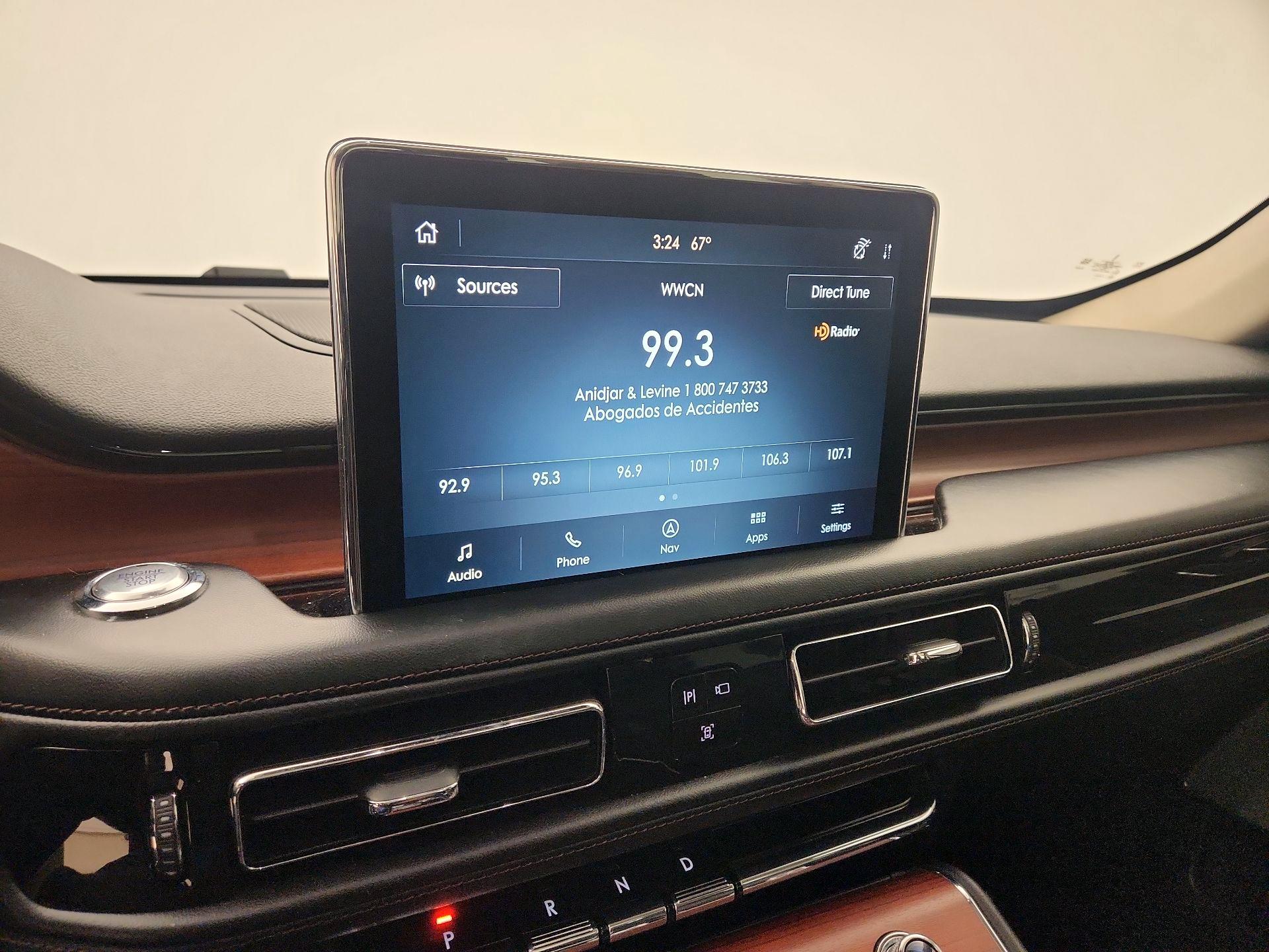 Thumbnail: 2021 Lincoln Aviator - 16