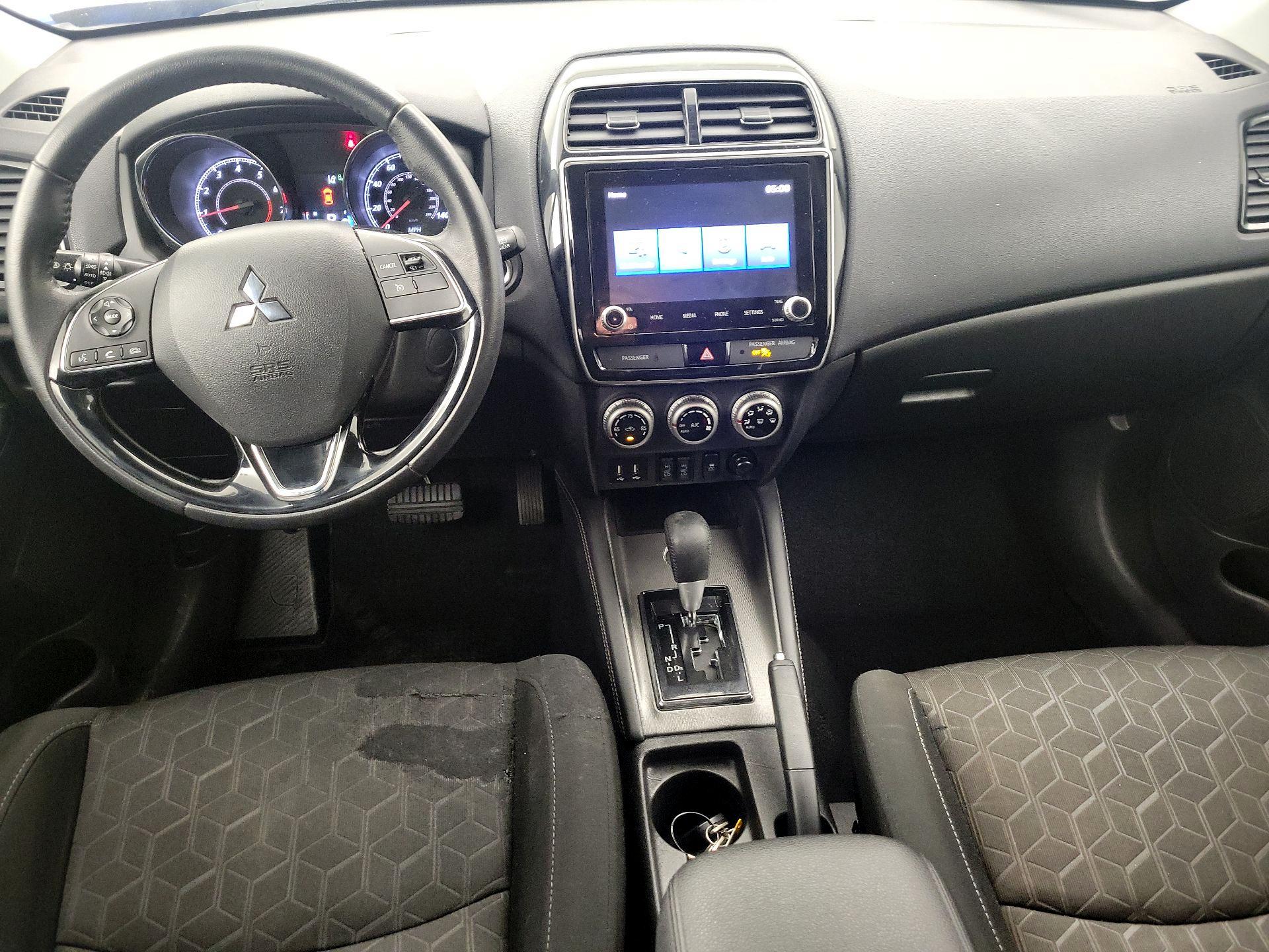 Thumbnail: 2020 Mitsubishi Outlander Sport - 9