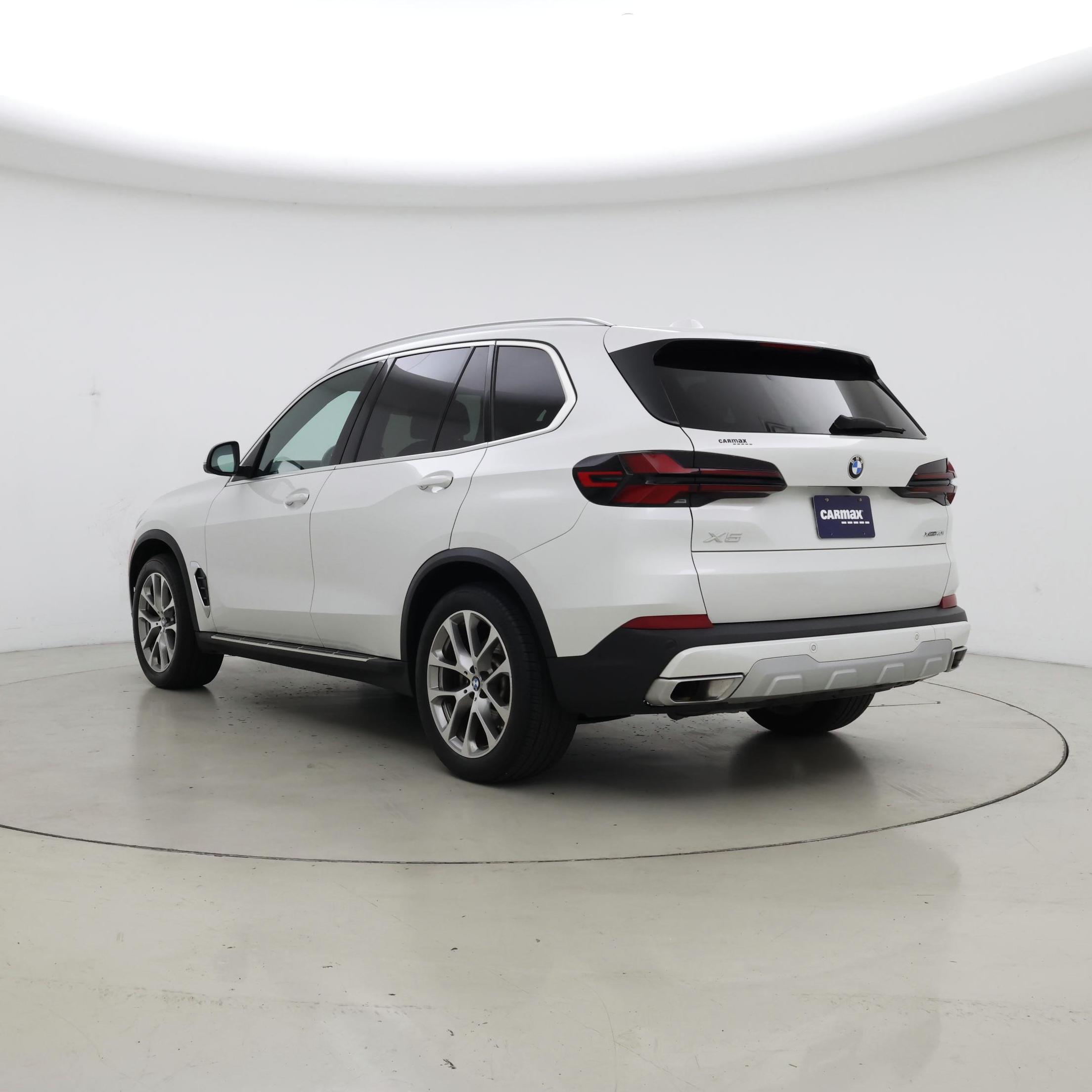 Thumbnail: 2024 BMW X5 - 2