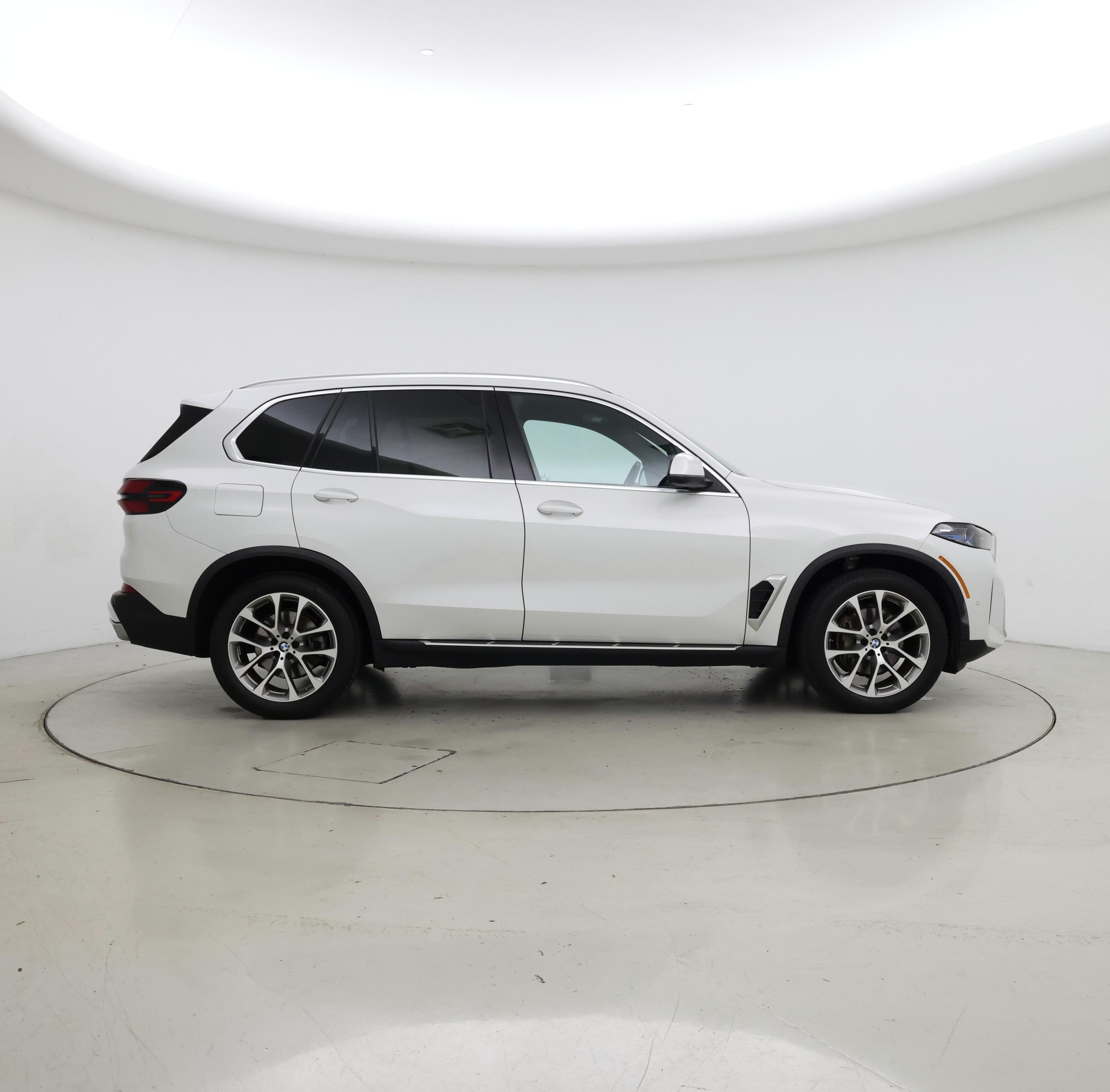 Thumbnail: 2024 BMW X5 - 7