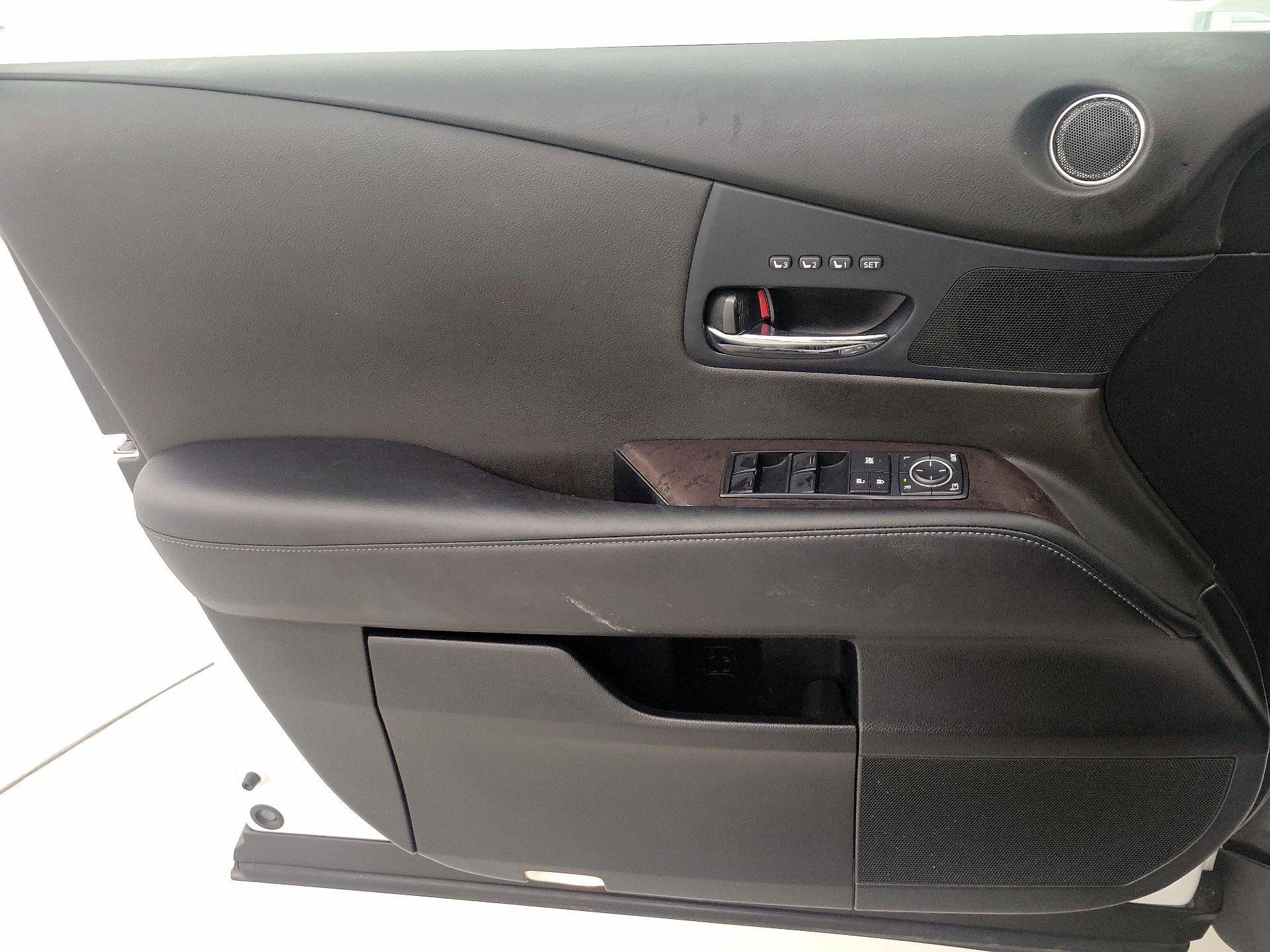 Thumbnail: 2015 Lexus RX - 12