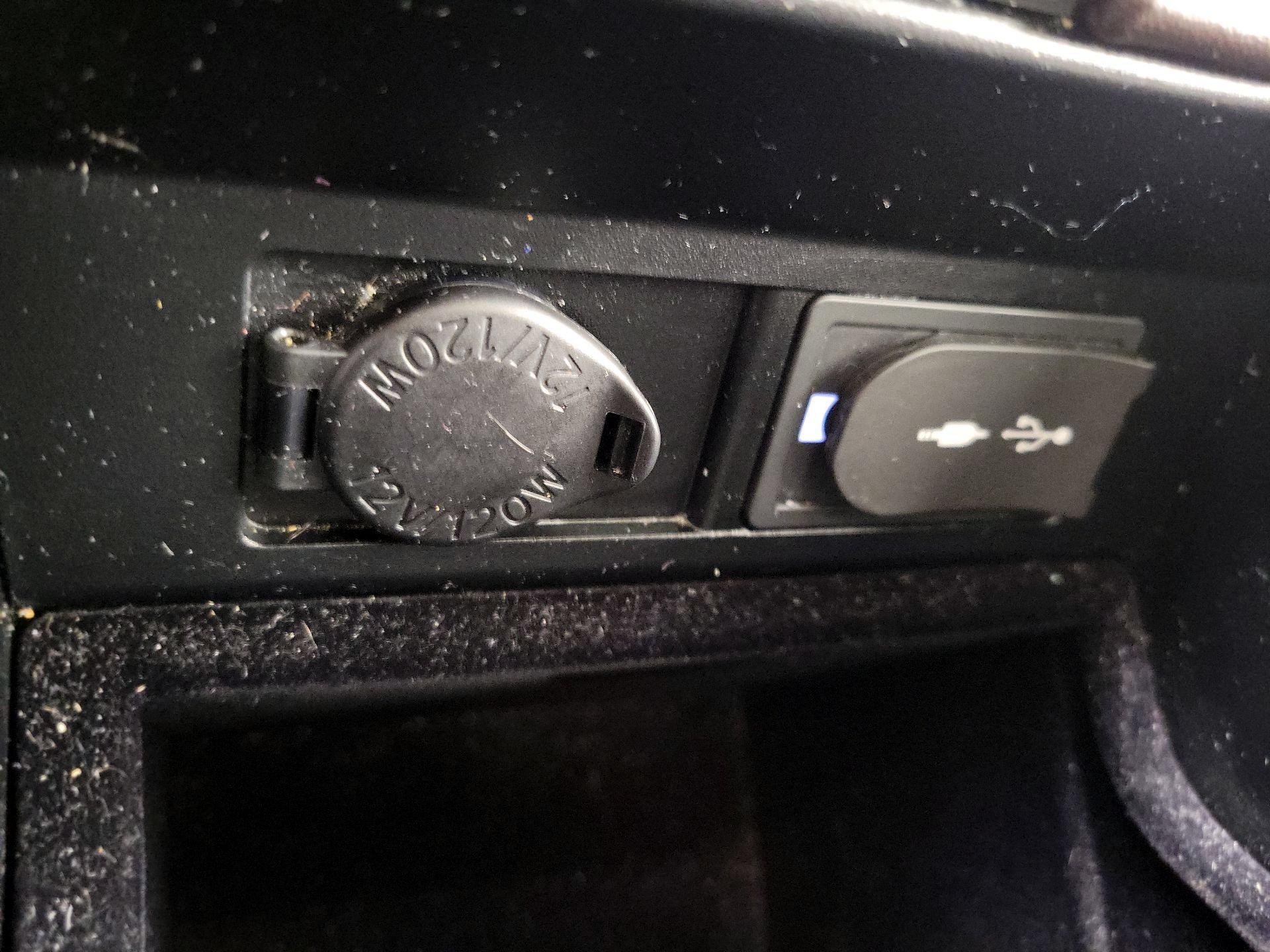 Thumbnail: 2016 Lexus RX - 18