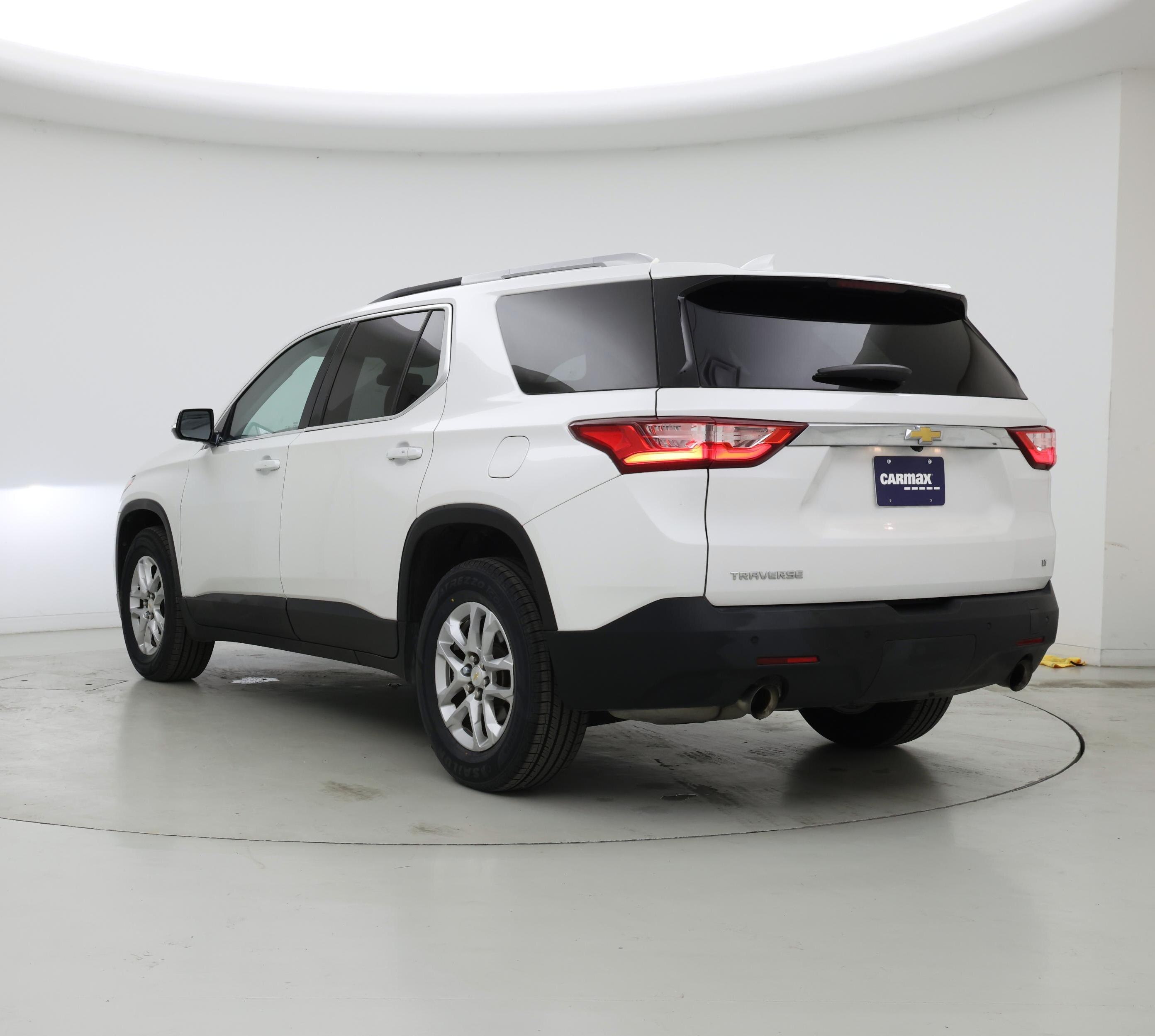 Thumbnail: 2018 Chevrolet Traverse - 2