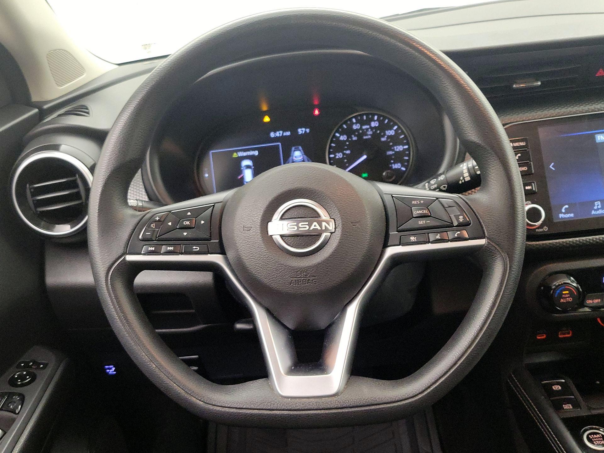 Thumbnail: 2022 Nissan Kicks - 10