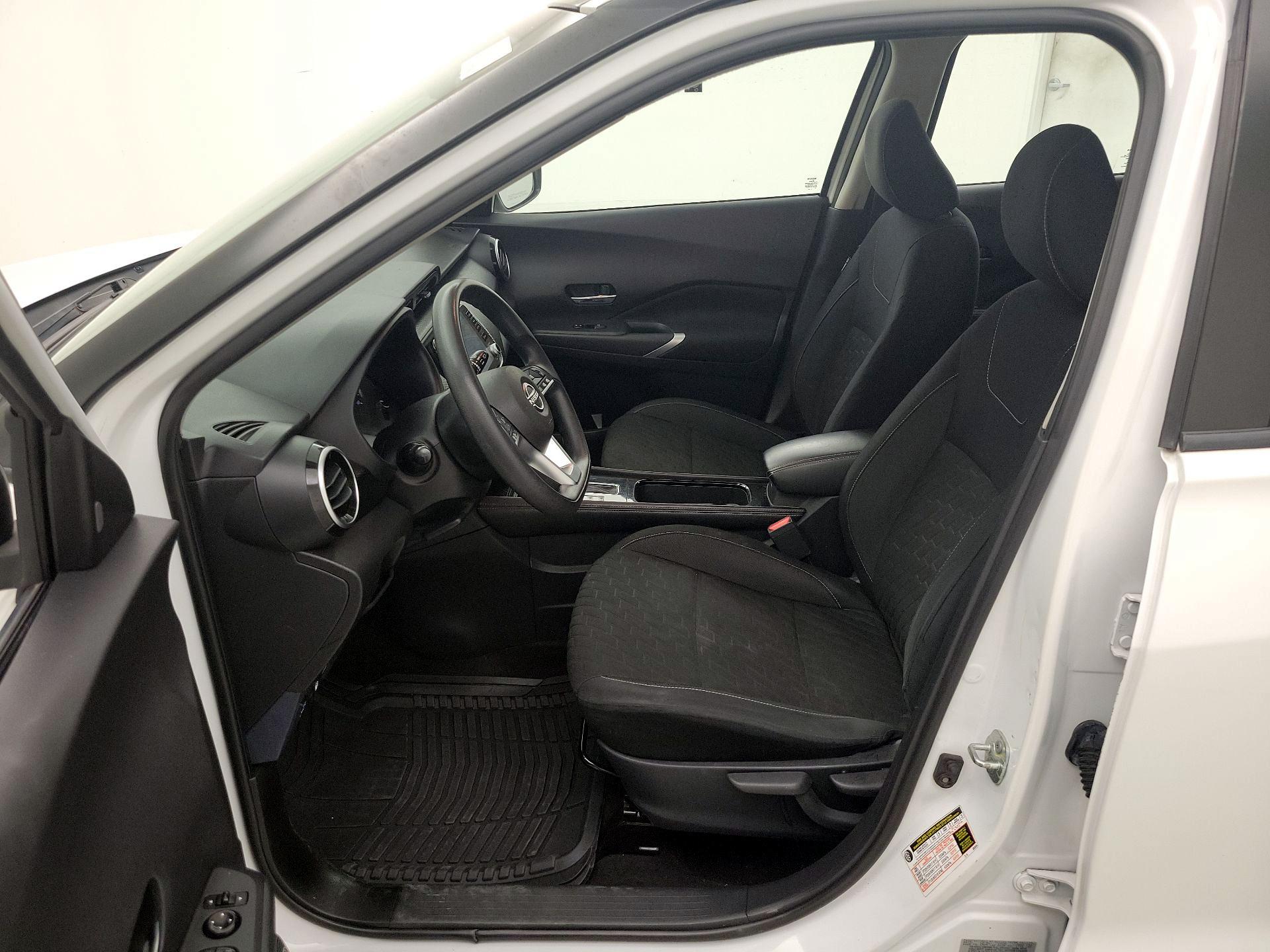 Thumbnail: 2022 Nissan Kicks - 11