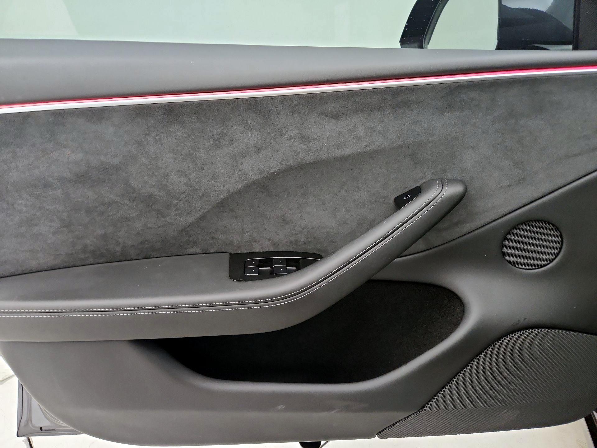 Thumbnail: 2025 Tesla Model 3 - 12