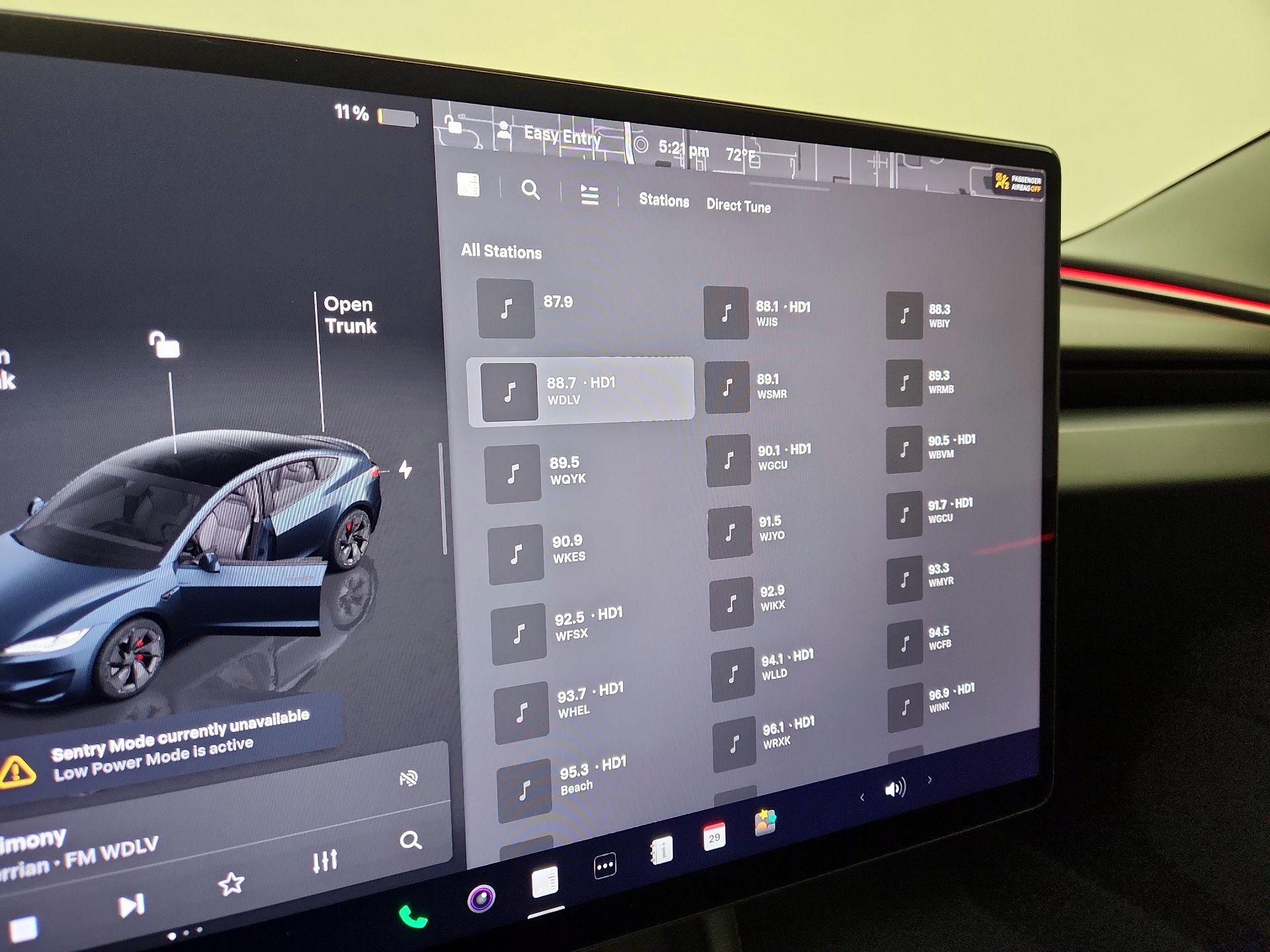 Thumbnail: 2025 Tesla Model 3 - 15