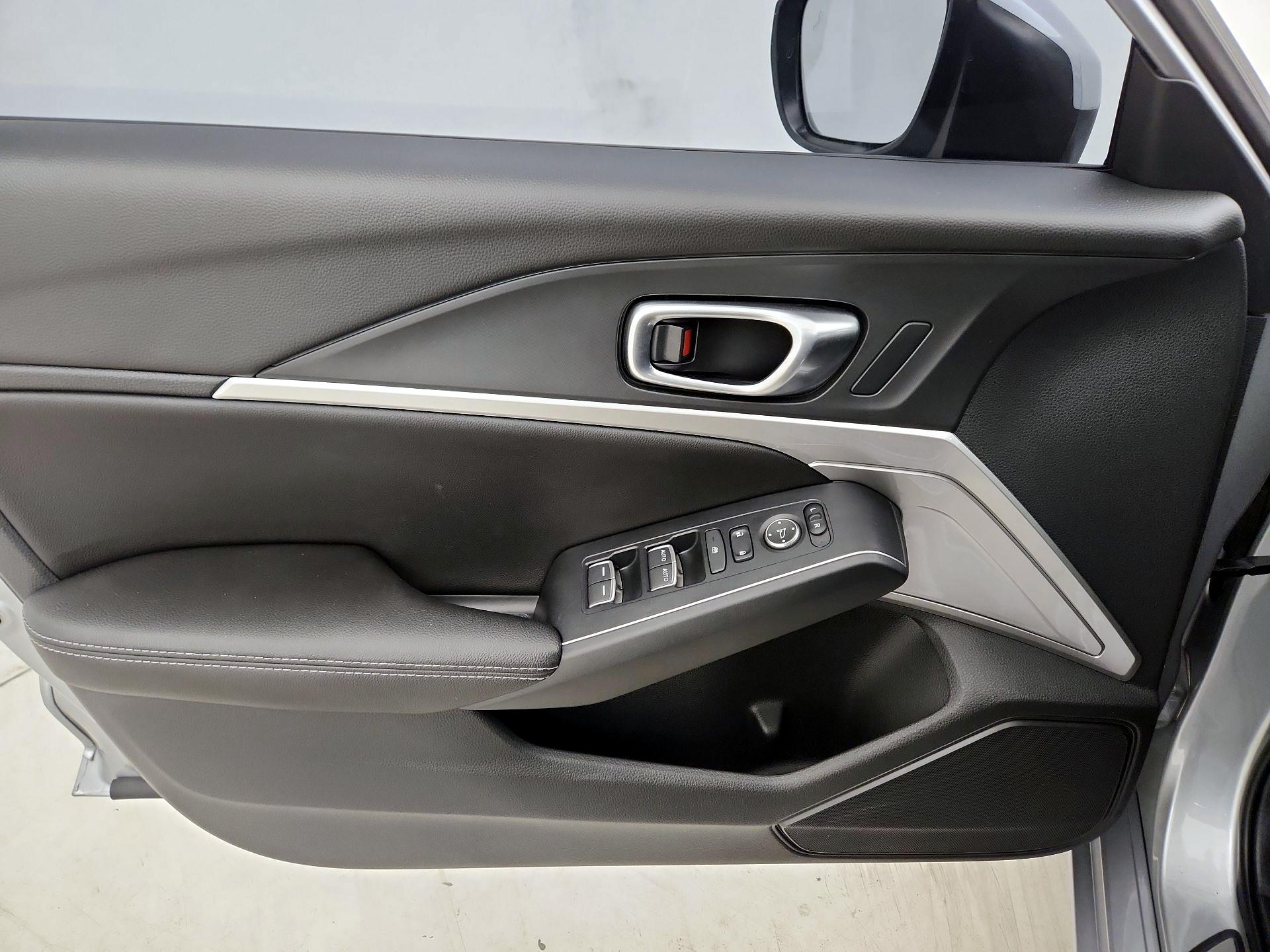 Thumbnail: 2024 Acura Integra - 12