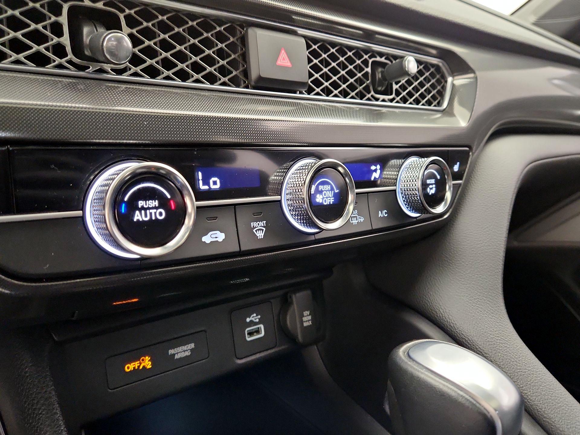 Thumbnail: 2024 Acura Integra - 16