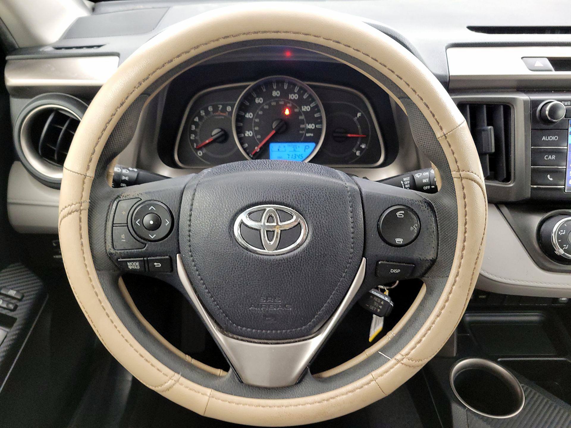 Thumbnail: 2014 Toyota RAV4 - 10