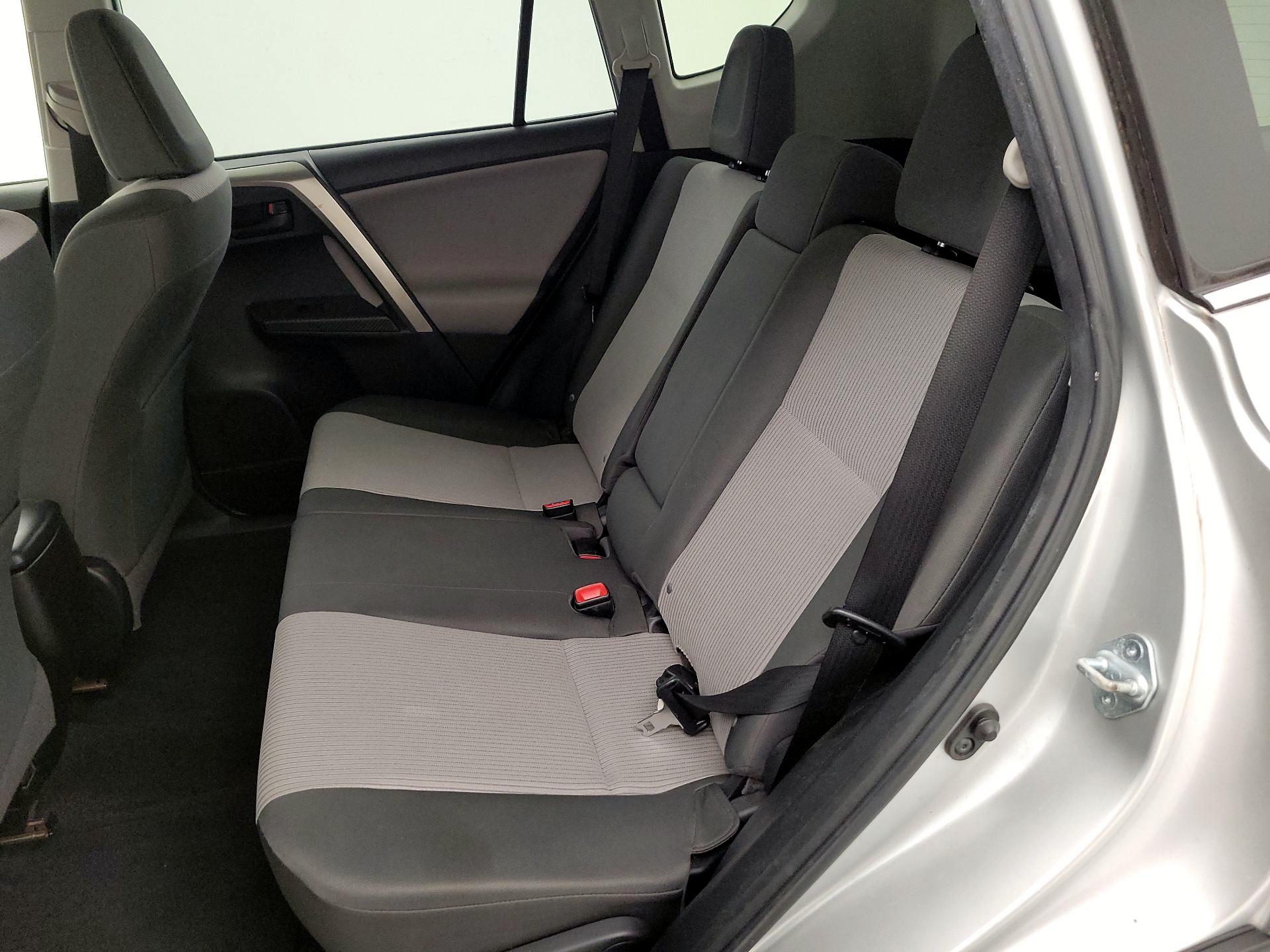 Thumbnail: 2014 Toyota RAV4 - 19