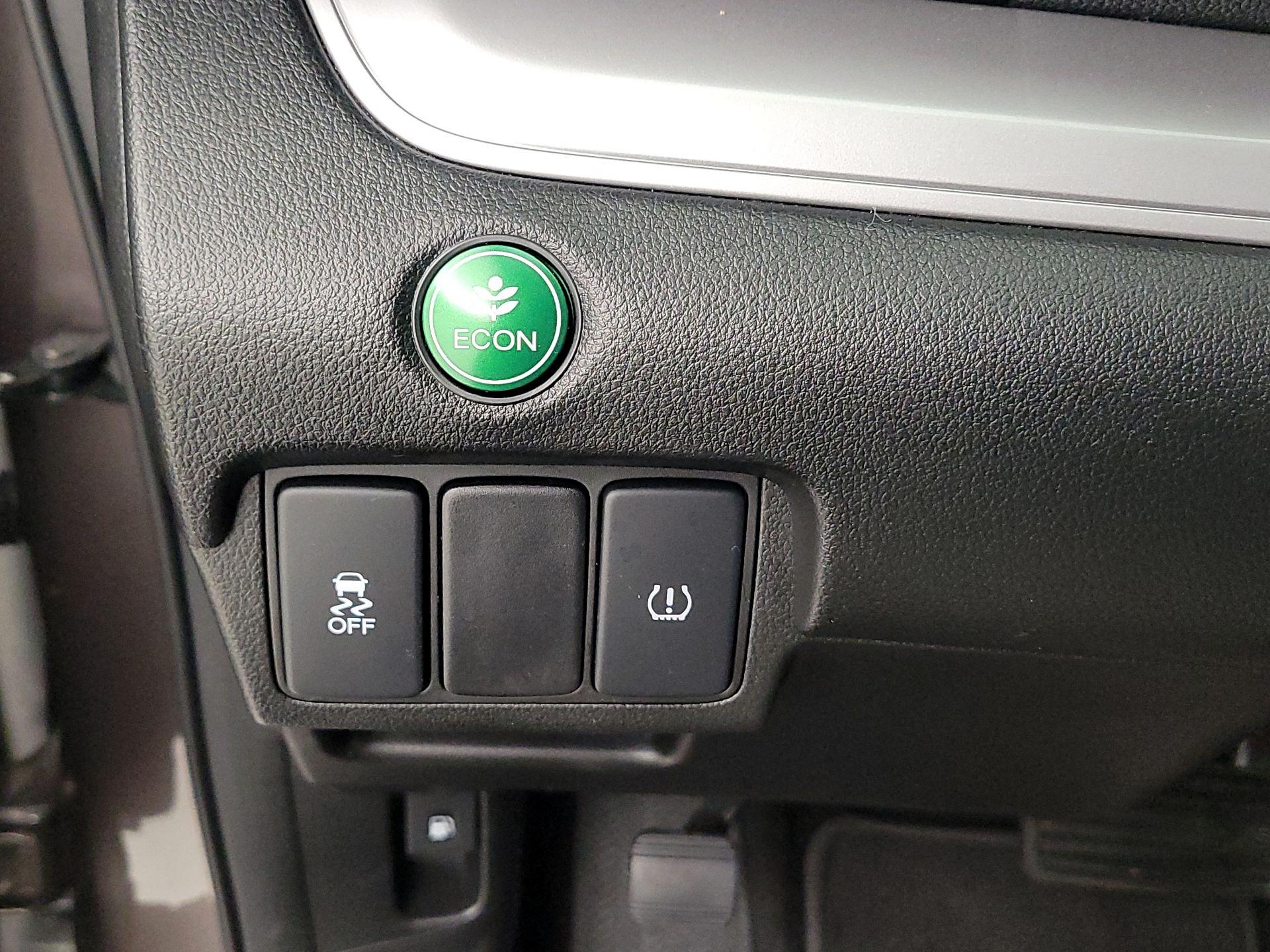 Thumbnail: 2015 Honda CR-V - 13