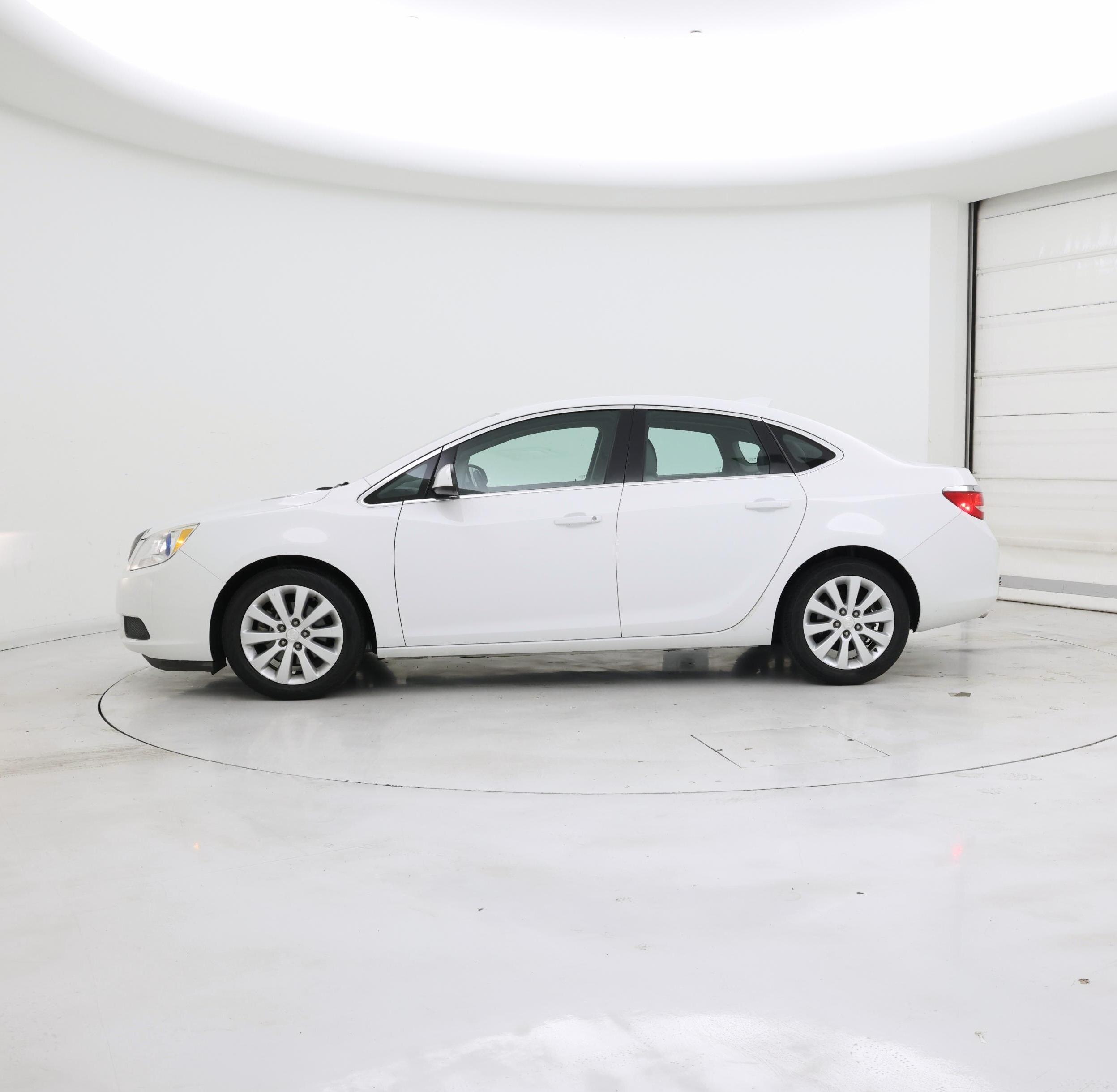 Thumbnail: 2016 Buick Verano - 3