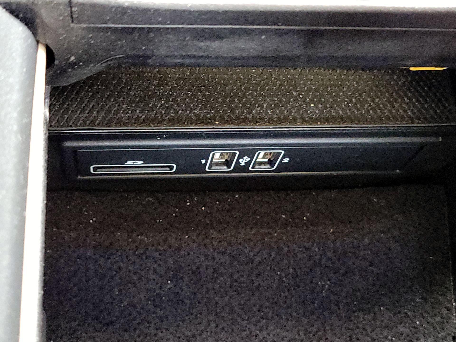 Thumbnail: 2017 Mercedes-Benz C-Class - 19