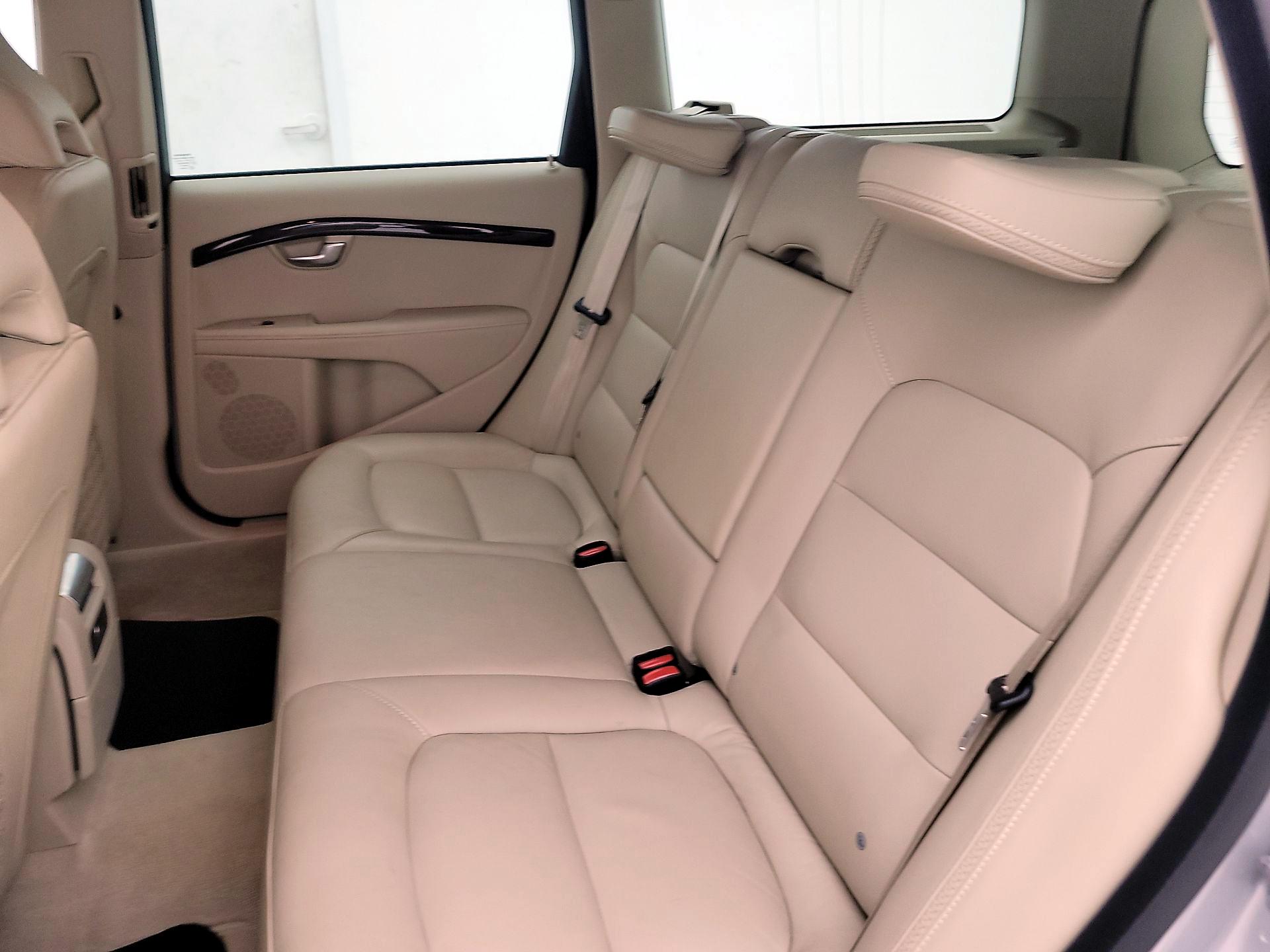 Thumbnail: 2015 Volvo XC70 - 17