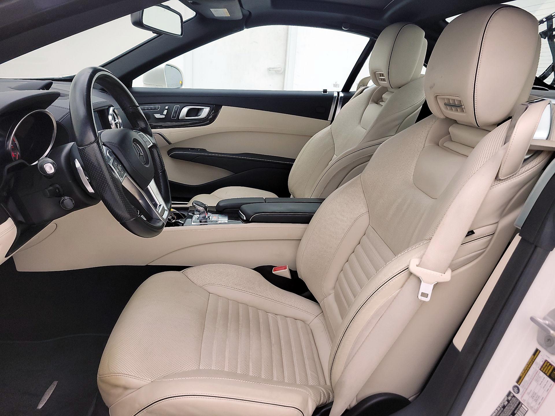 Thumbnail: 2016 Mercedes-Benz SL-Class - 11