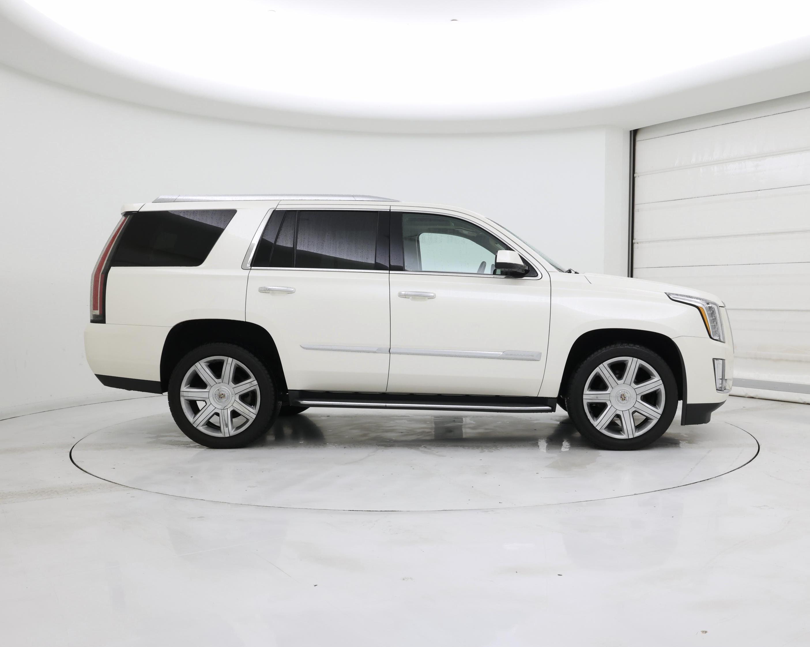 Thumbnail: 2015 Cadillac Escalade - 7