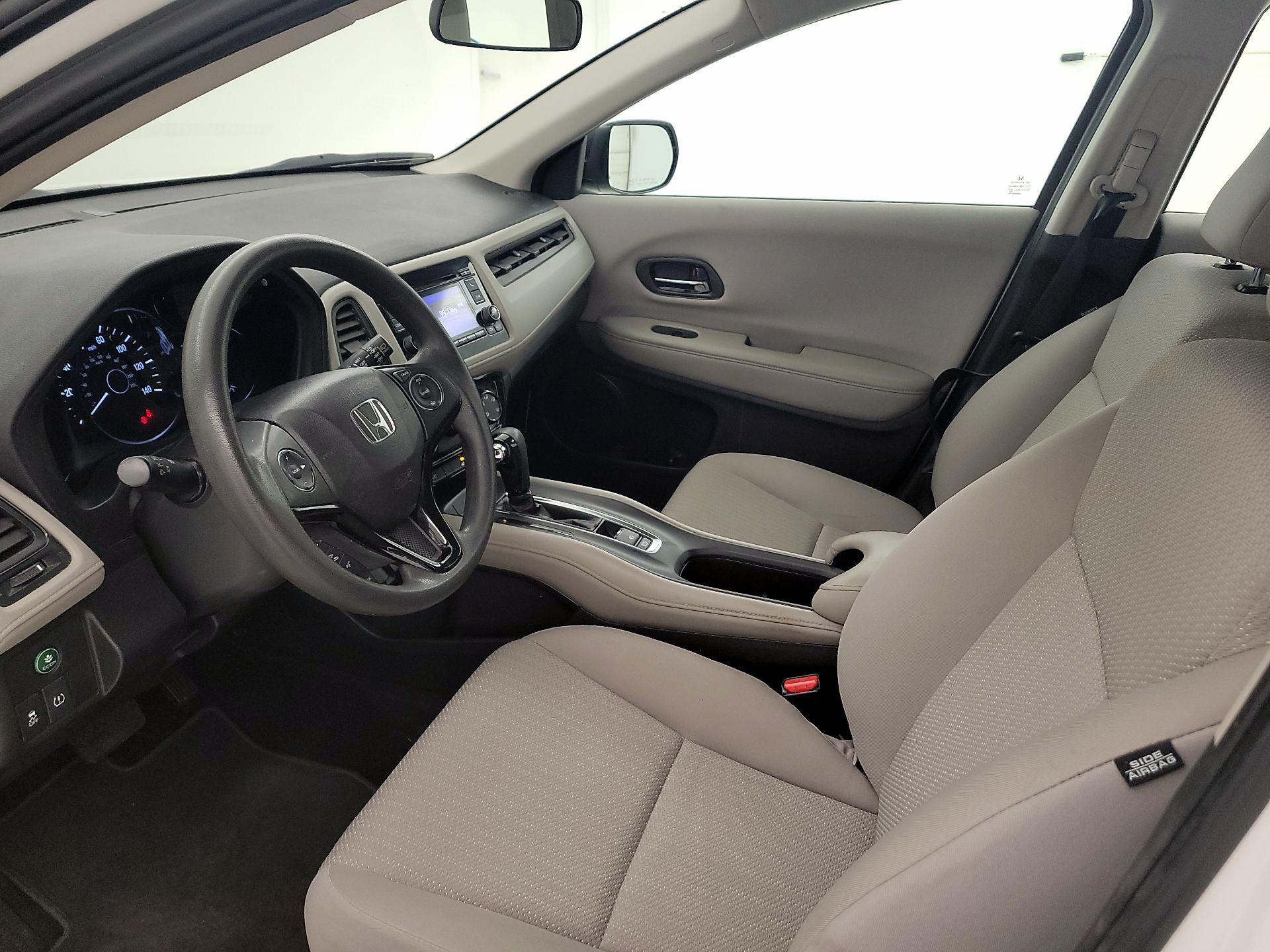 Thumbnail: 2017 Honda HR-V - 9