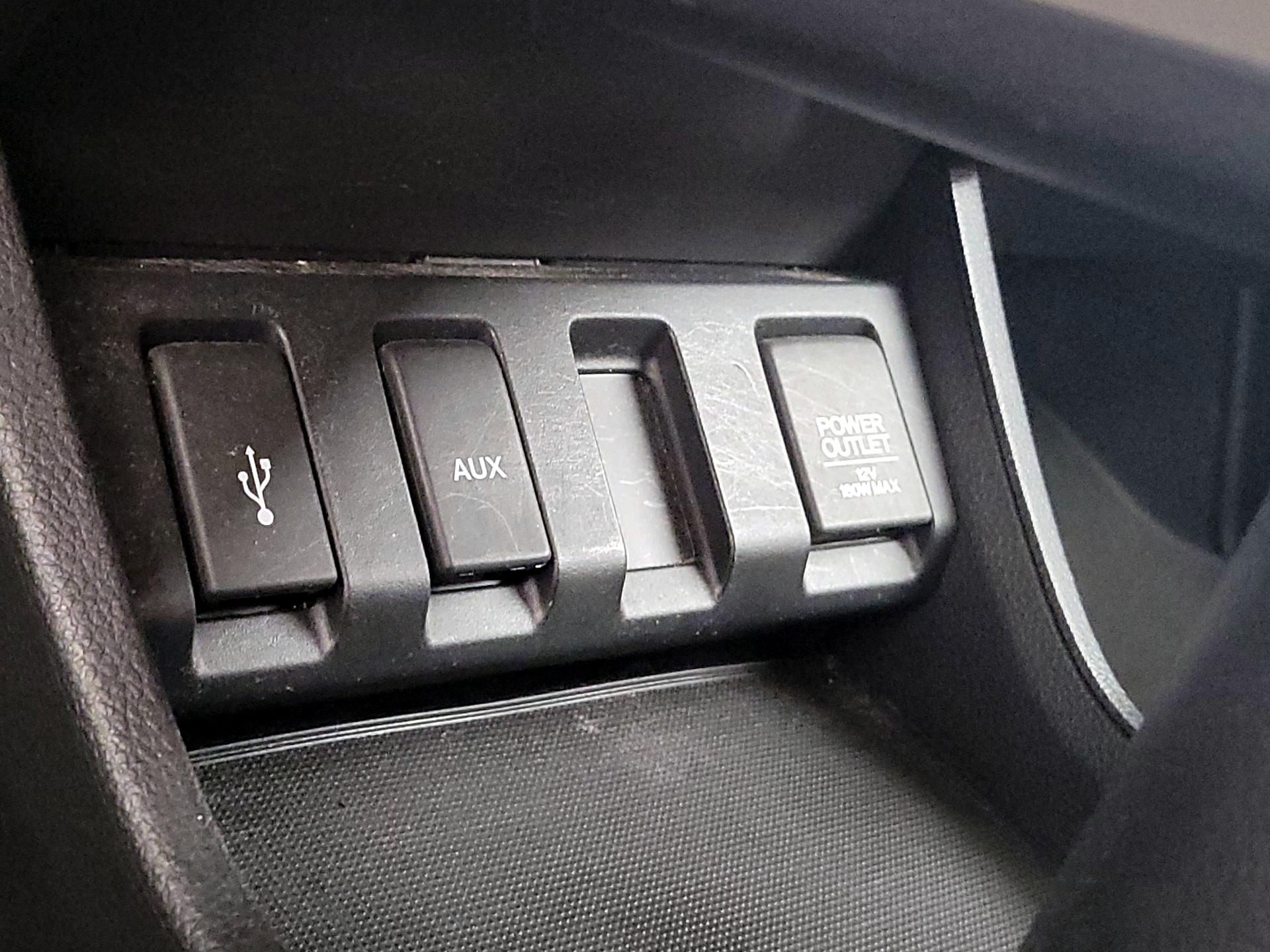 Thumbnail: 2017 Honda HR-V - 16