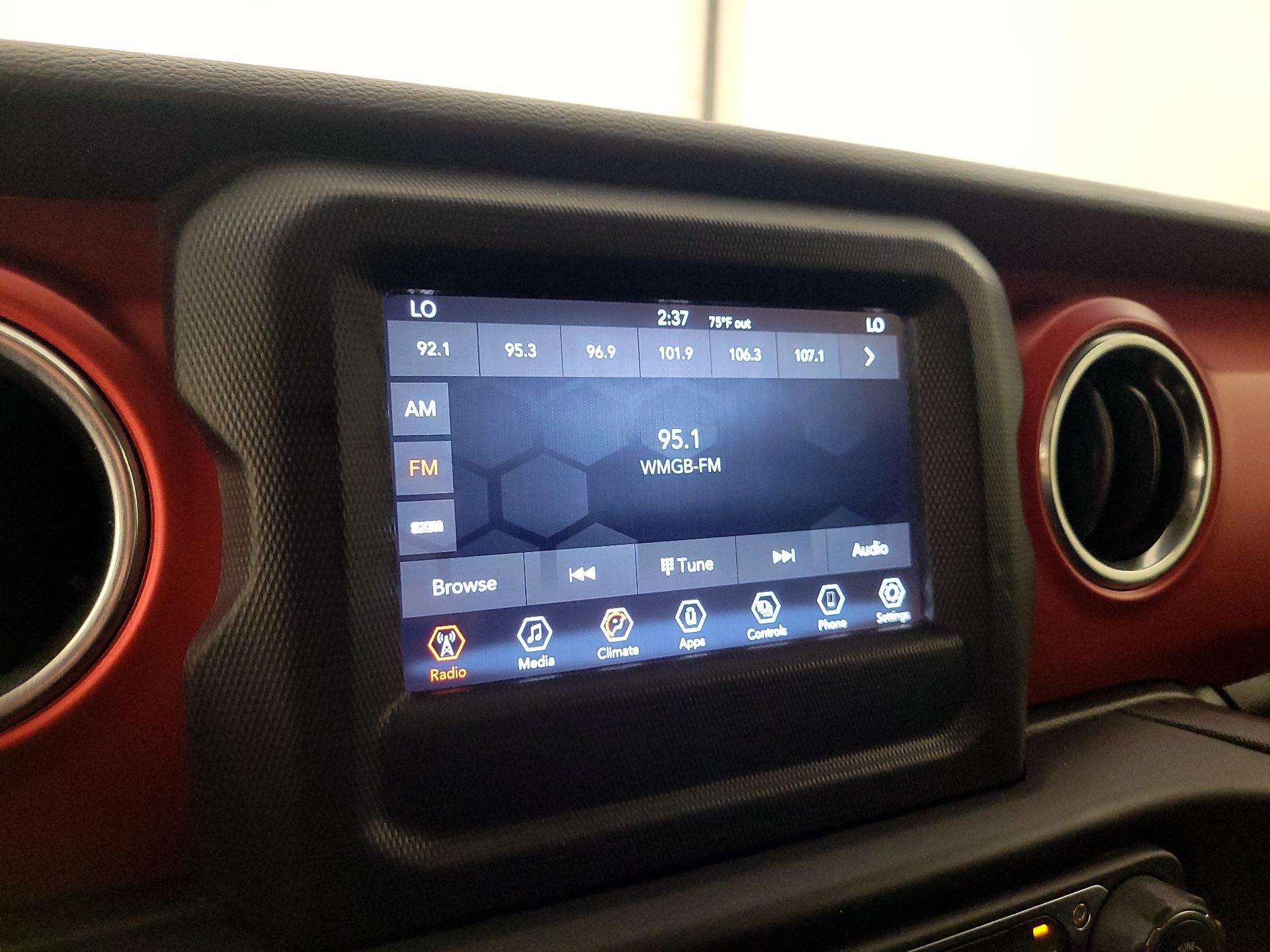 Thumbnail: 2021 Jeep Wrangler - 15