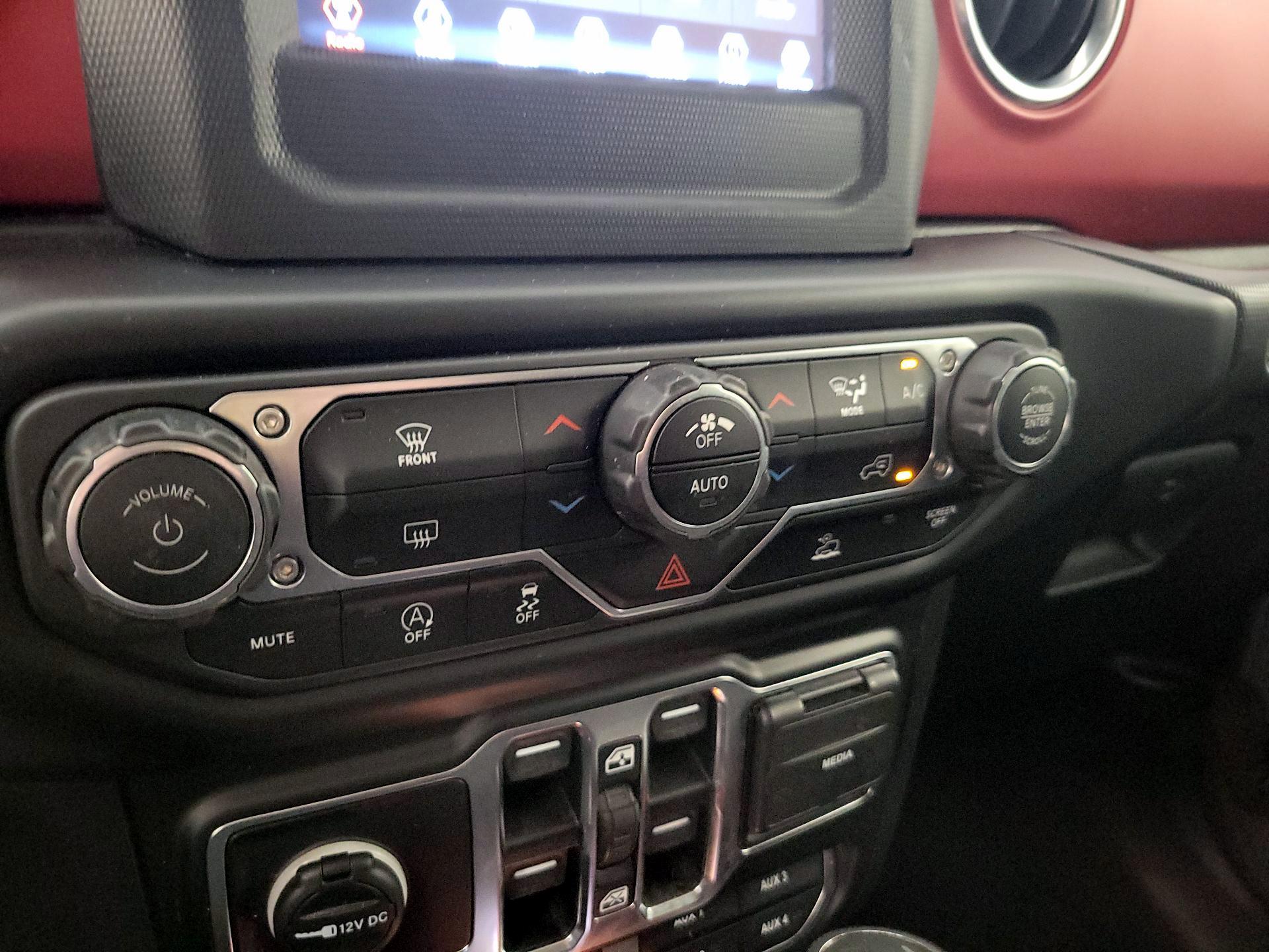 Thumbnail: 2021 Jeep Wrangler - 16