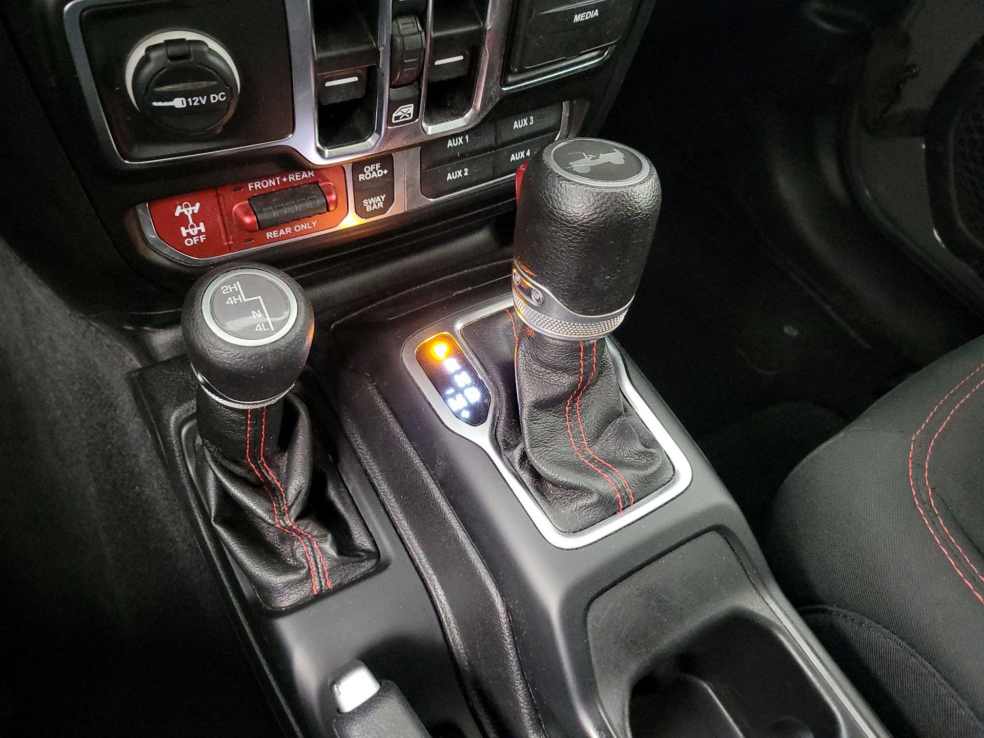 Thumbnail: 2021 Jeep Wrangler - 17