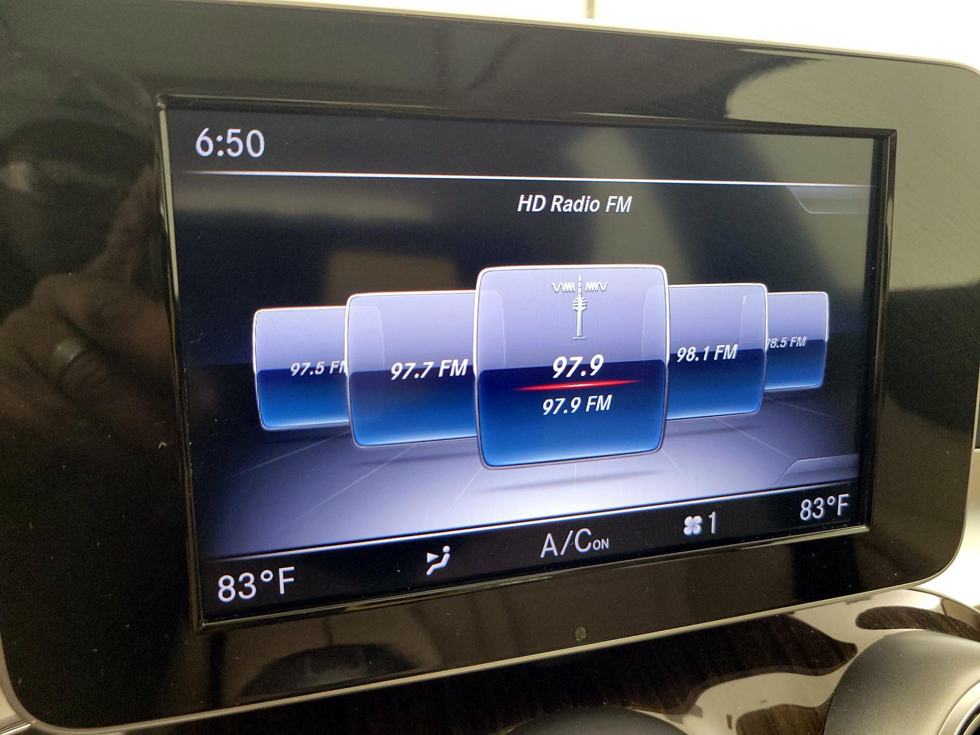 Thumbnail: 2018 Mercedes-Benz C-Class - 15