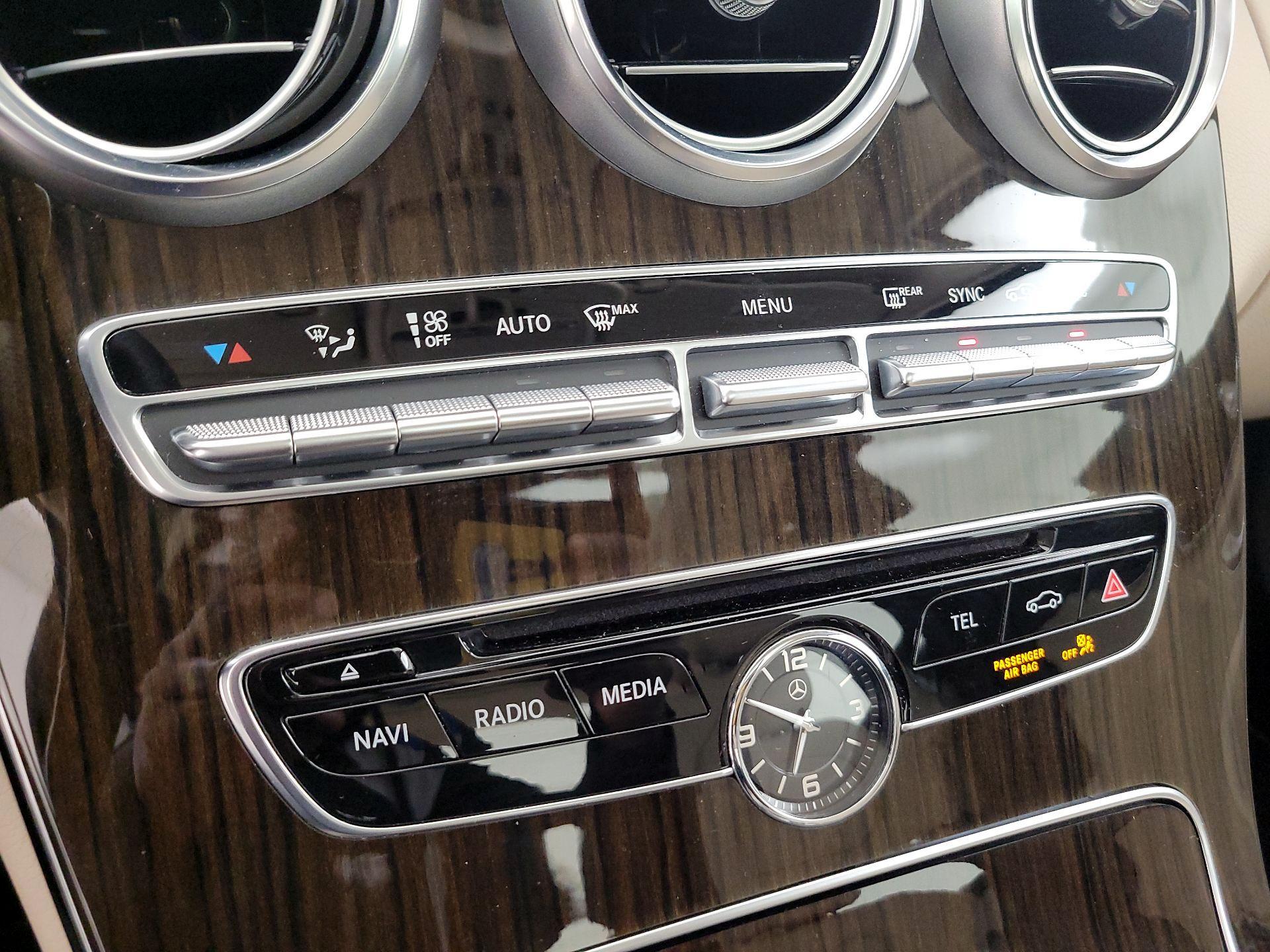 Thumbnail: 2018 Mercedes-Benz C-Class - 16