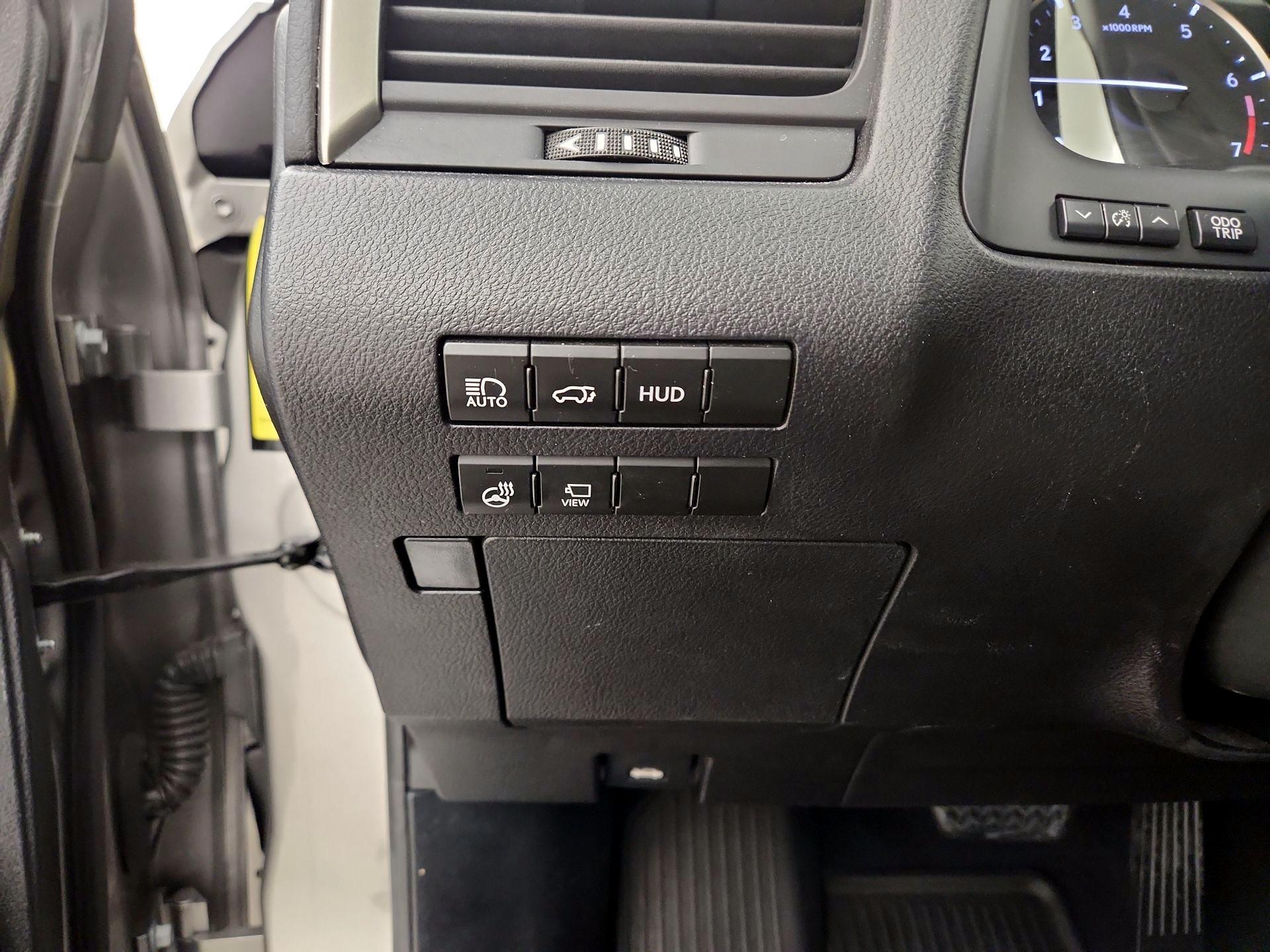 Thumbnail: 2022 Lexus RX - 13