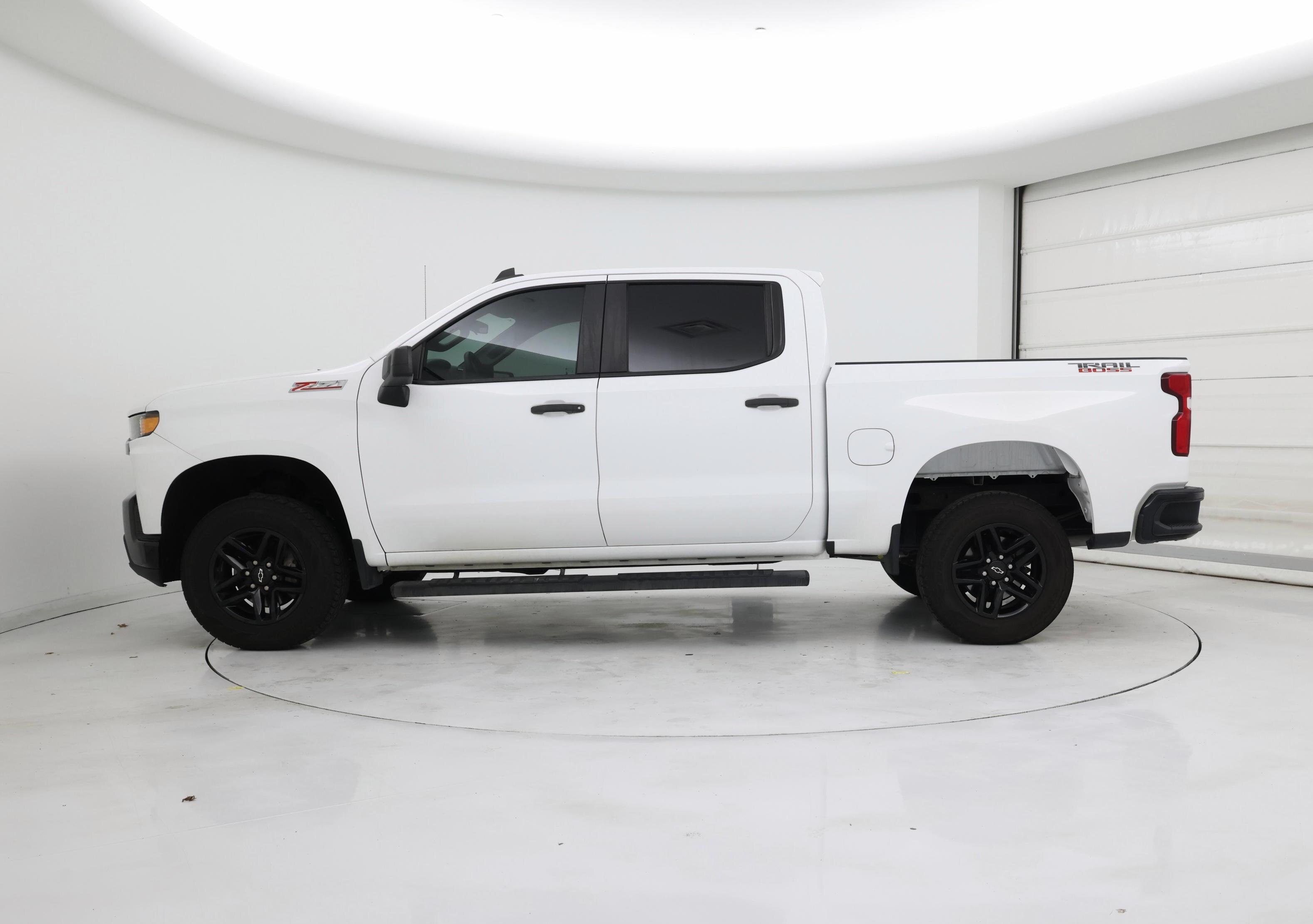 Thumbnail: 2021 Chevrolet Silverado 1500 - 3