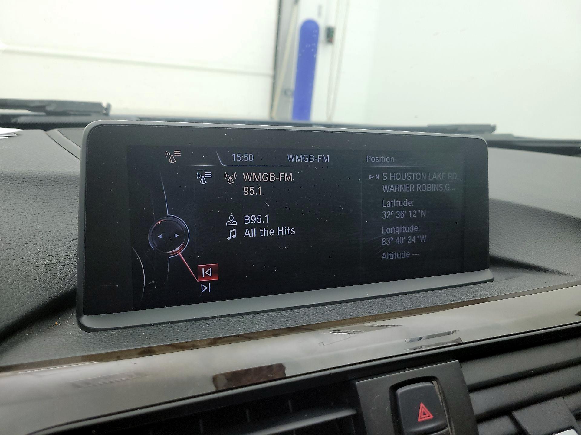 Thumbnail: 2015 BMW 3 Series - 15