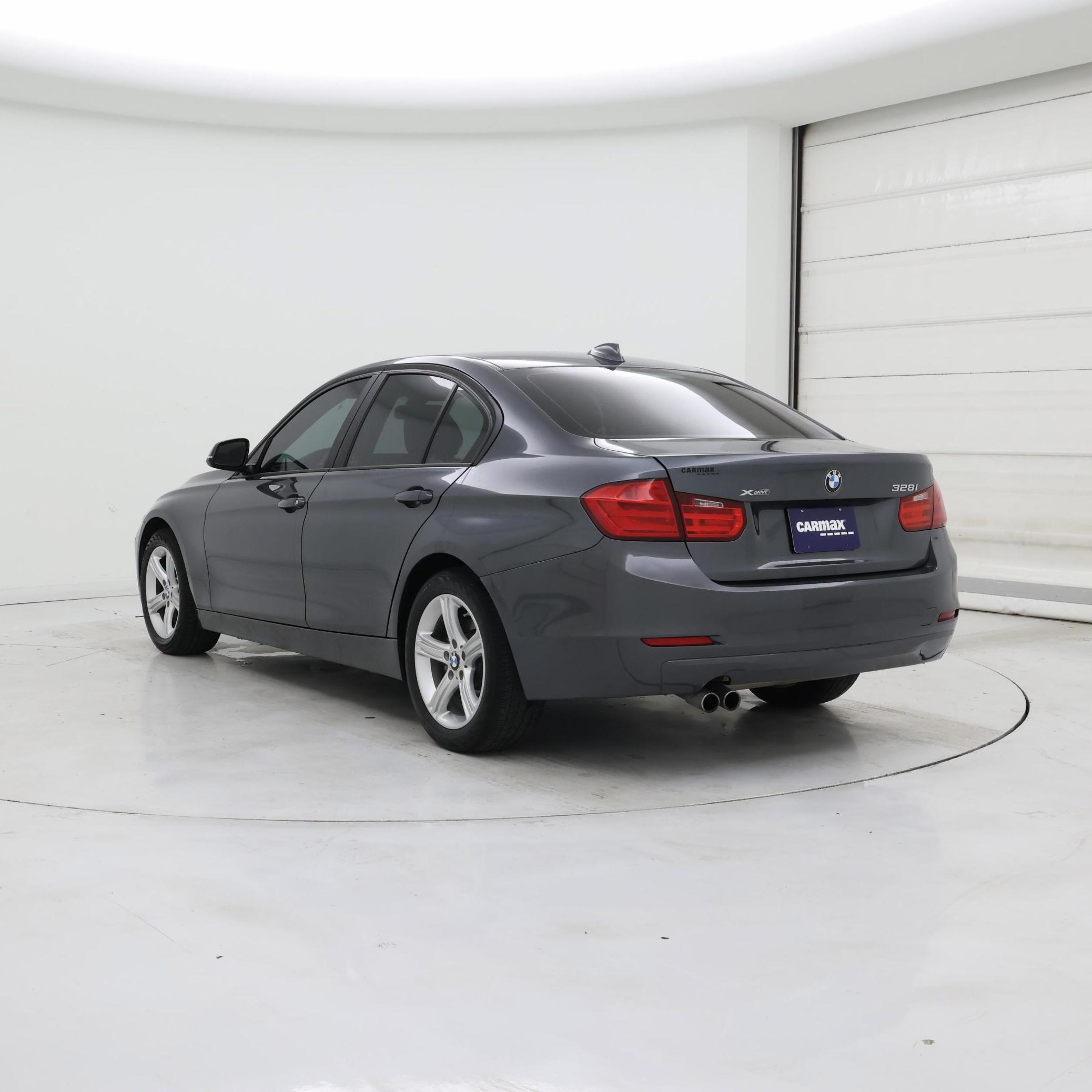 Thumbnail: 2015 BMW 3 Series - 2