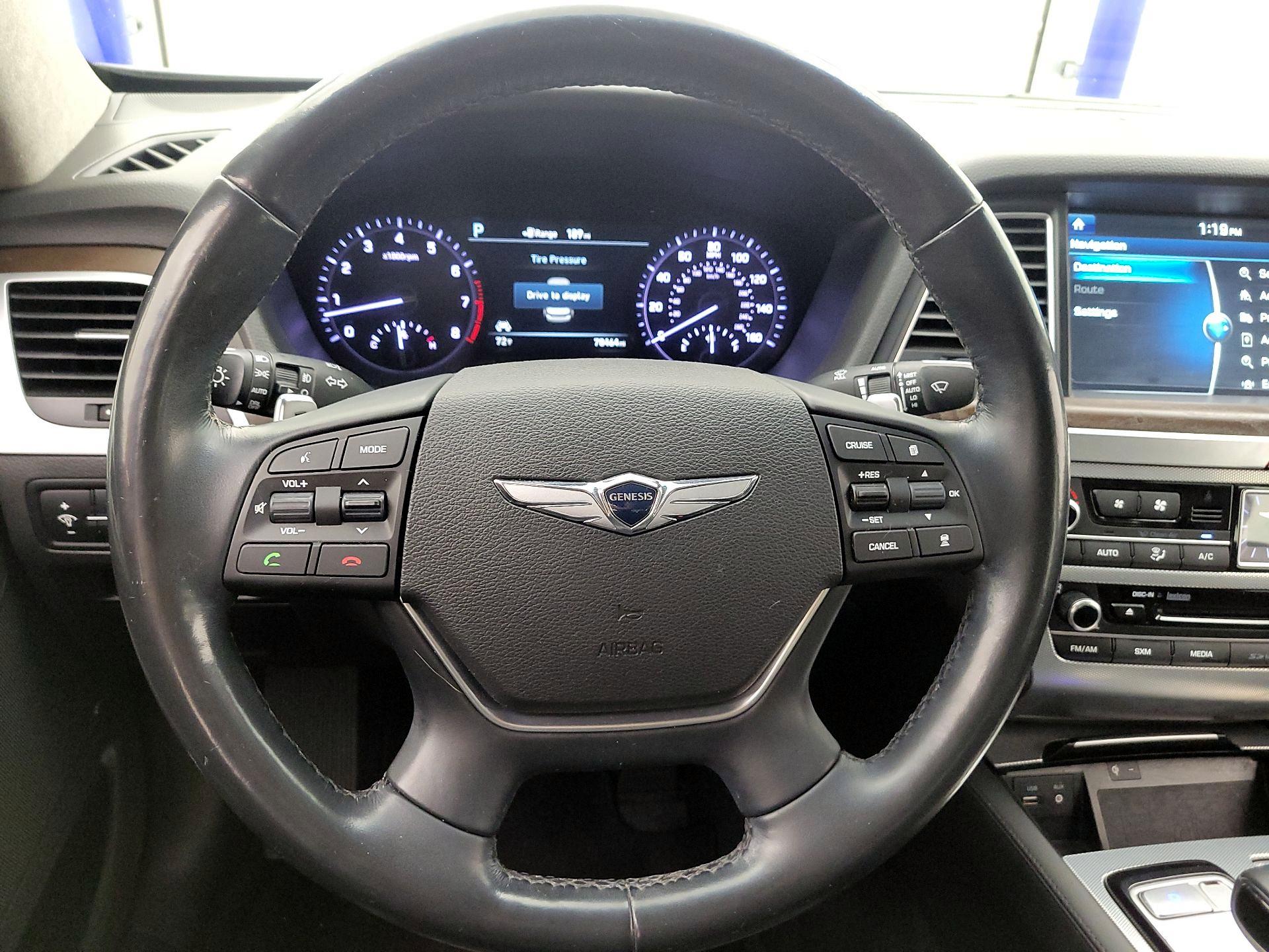 Thumbnail: 2018 Genesis G80 - 10