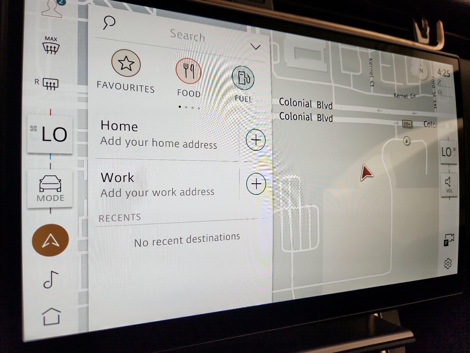 Thumbnail: 2024 Land Rover Range Rover Evoque - 14