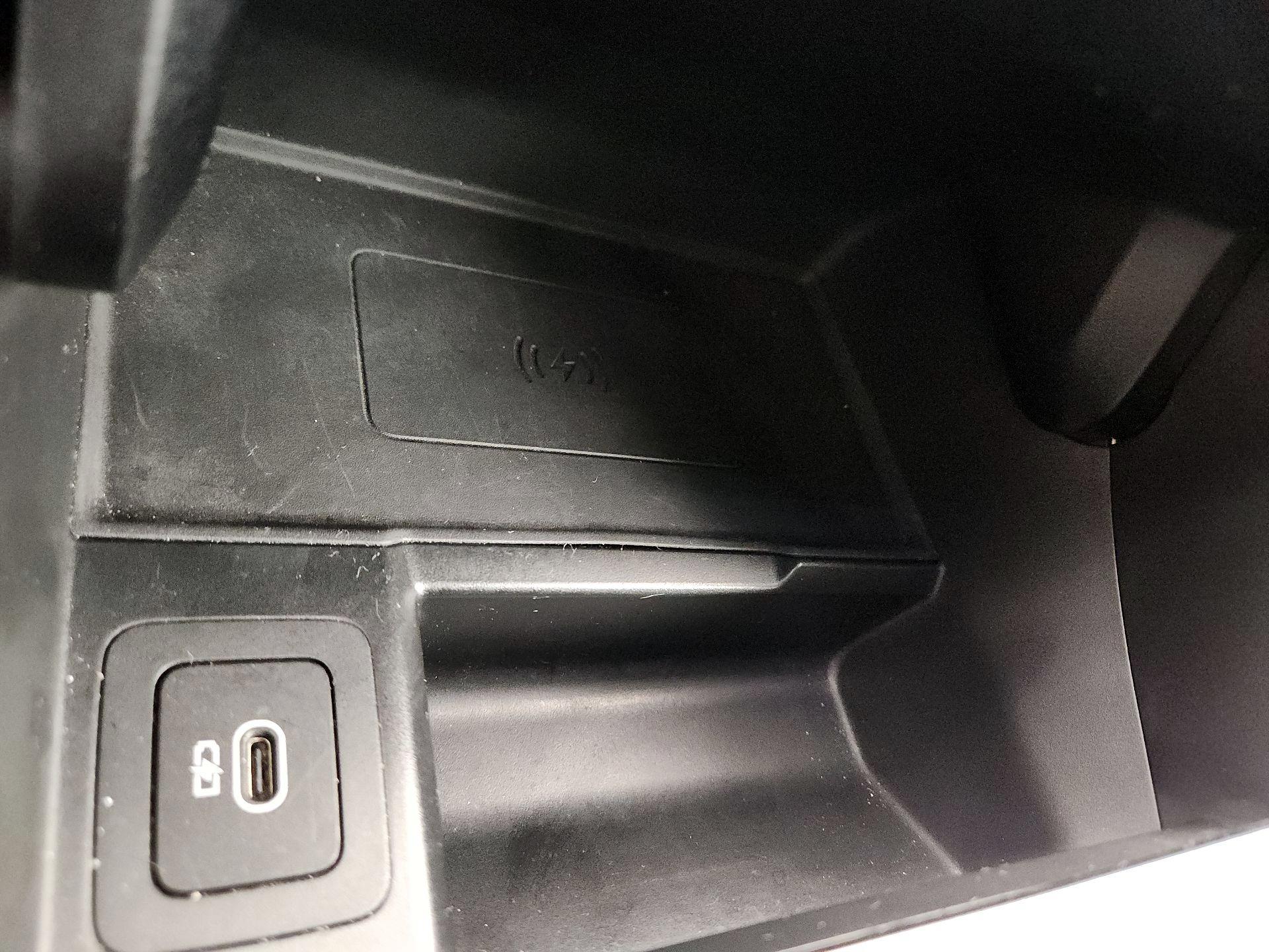 Thumbnail: 2024 Land Rover Range Rover Evoque - 19