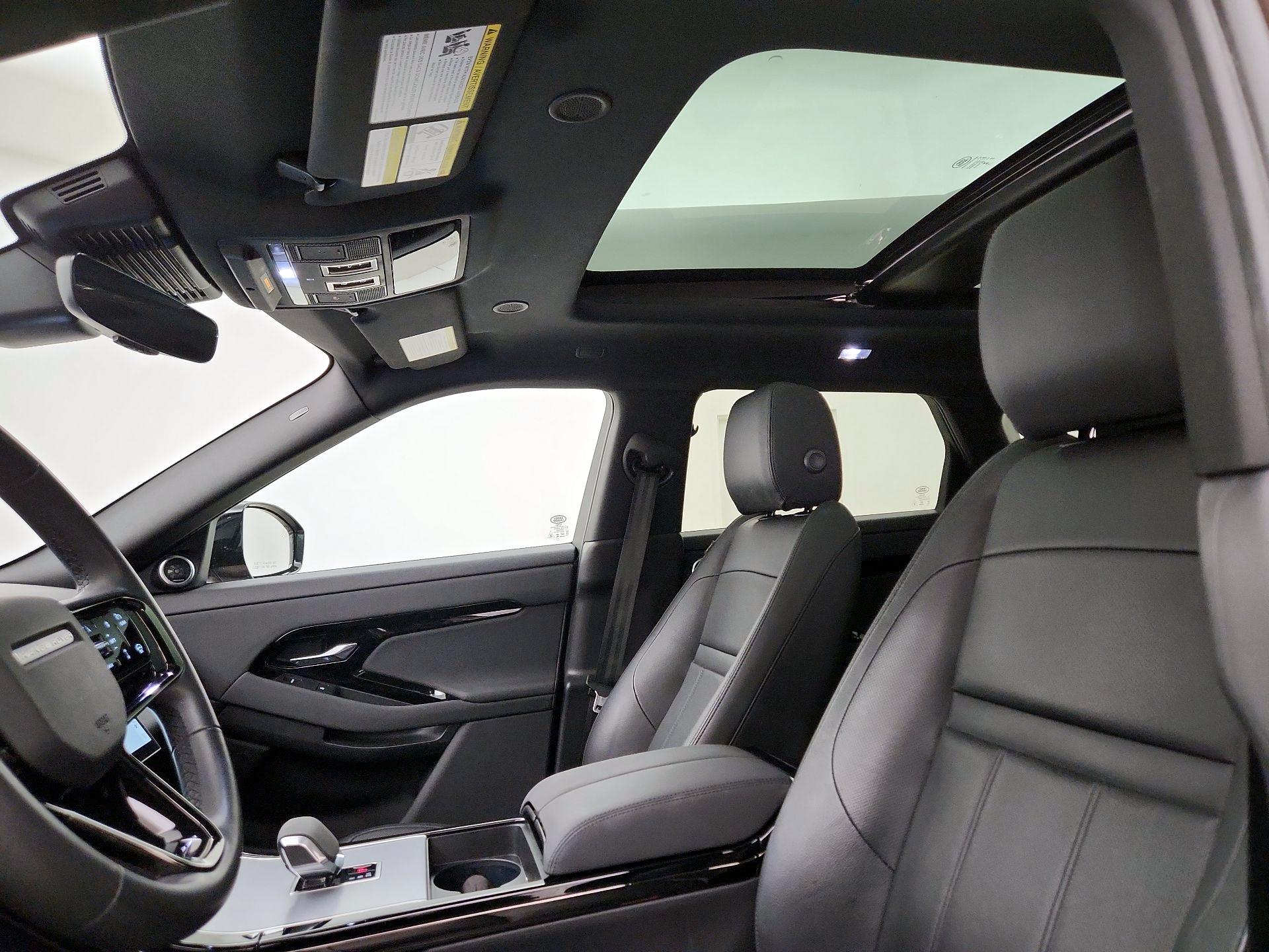 Thumbnail: 2024 Land Rover Range Rover Evoque - 20