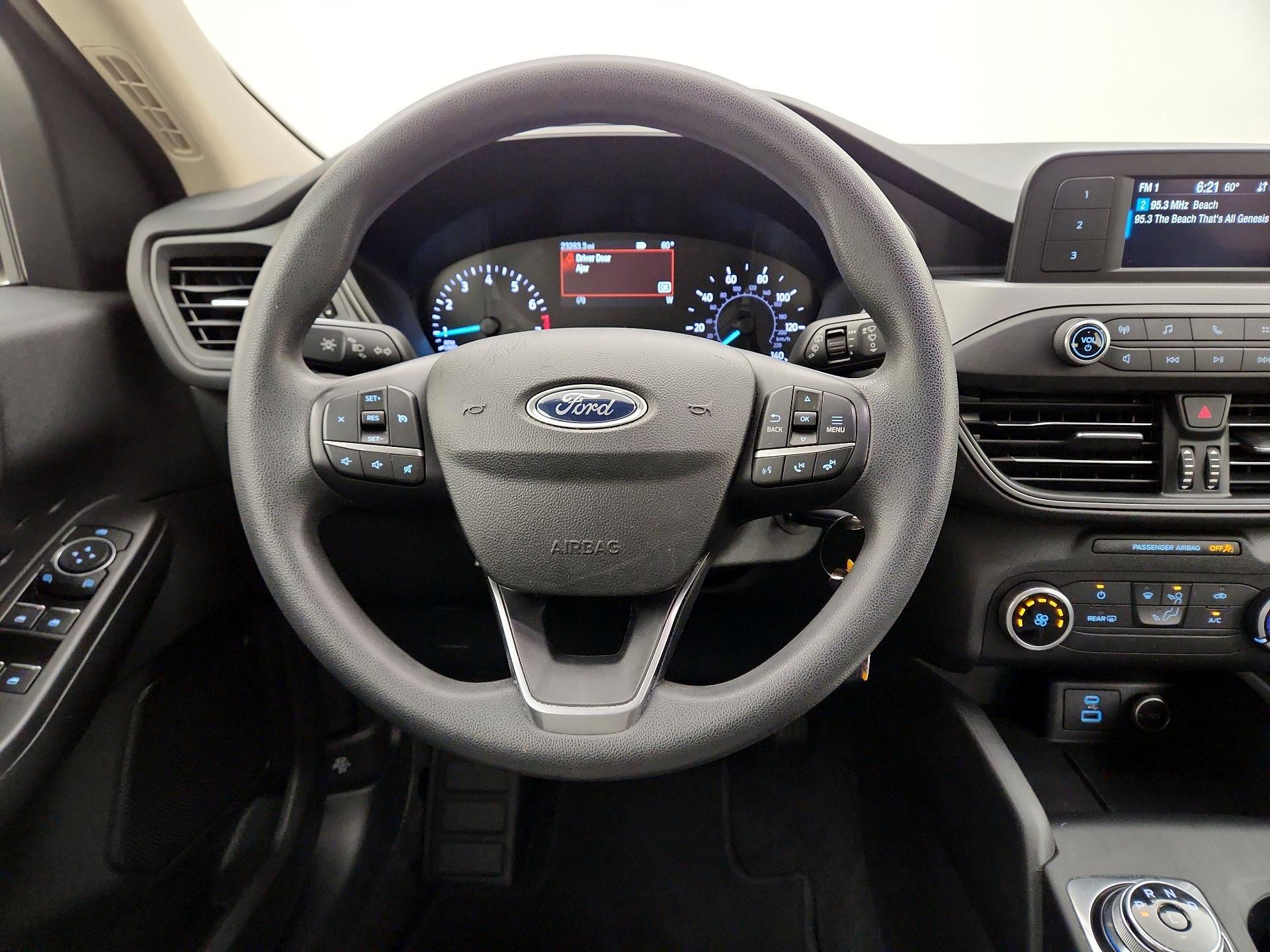 Thumbnail: 2020 Ford Escape - 10